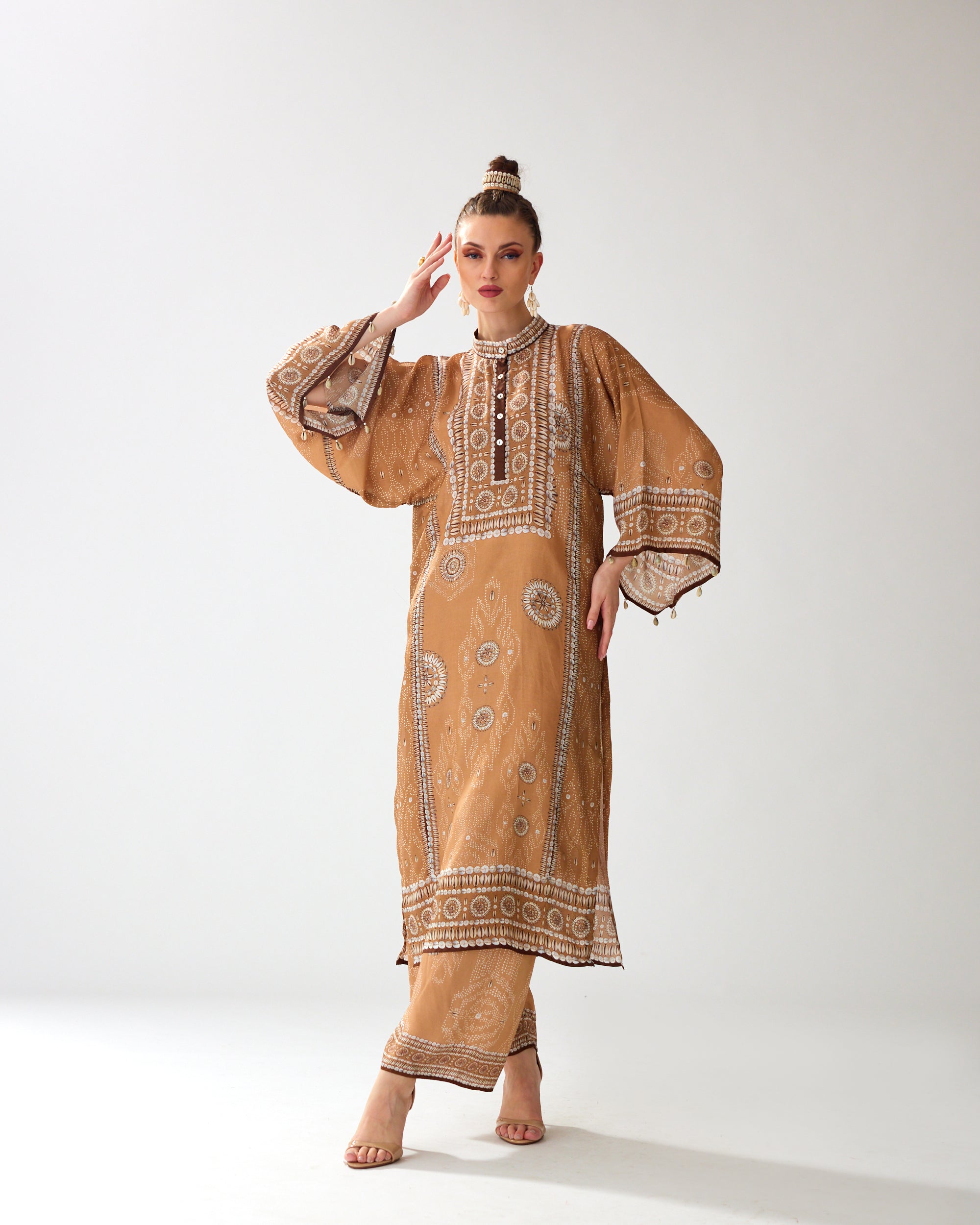 Zohra : Gayatri - Caramel