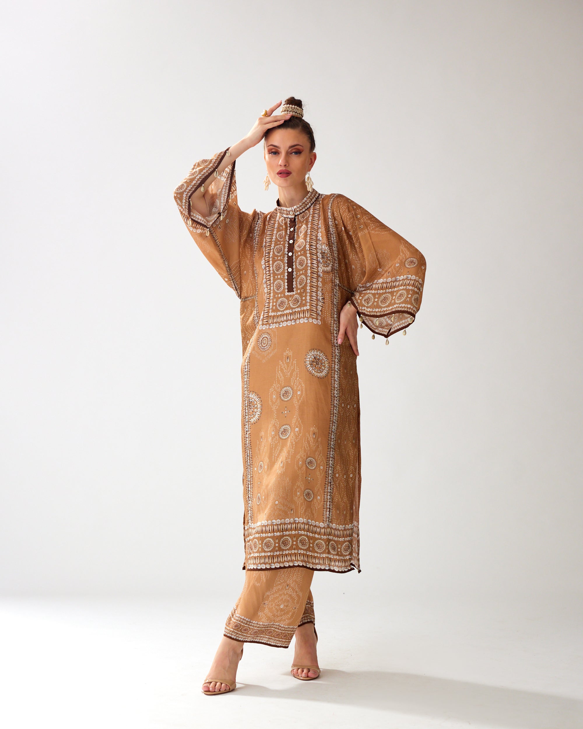 Zohra : Gayatri - Caramel