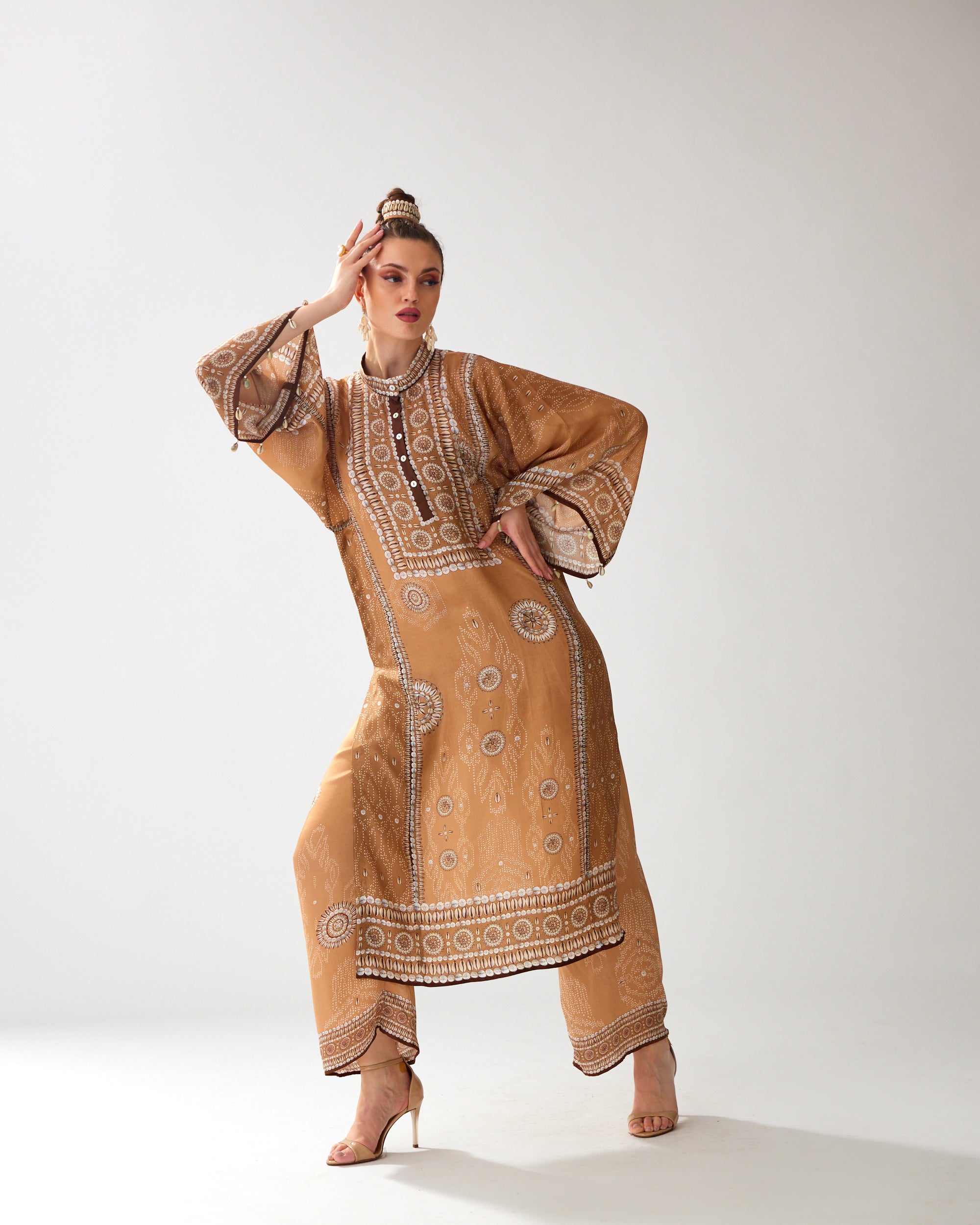 Zohra : Gayatri - Caramel