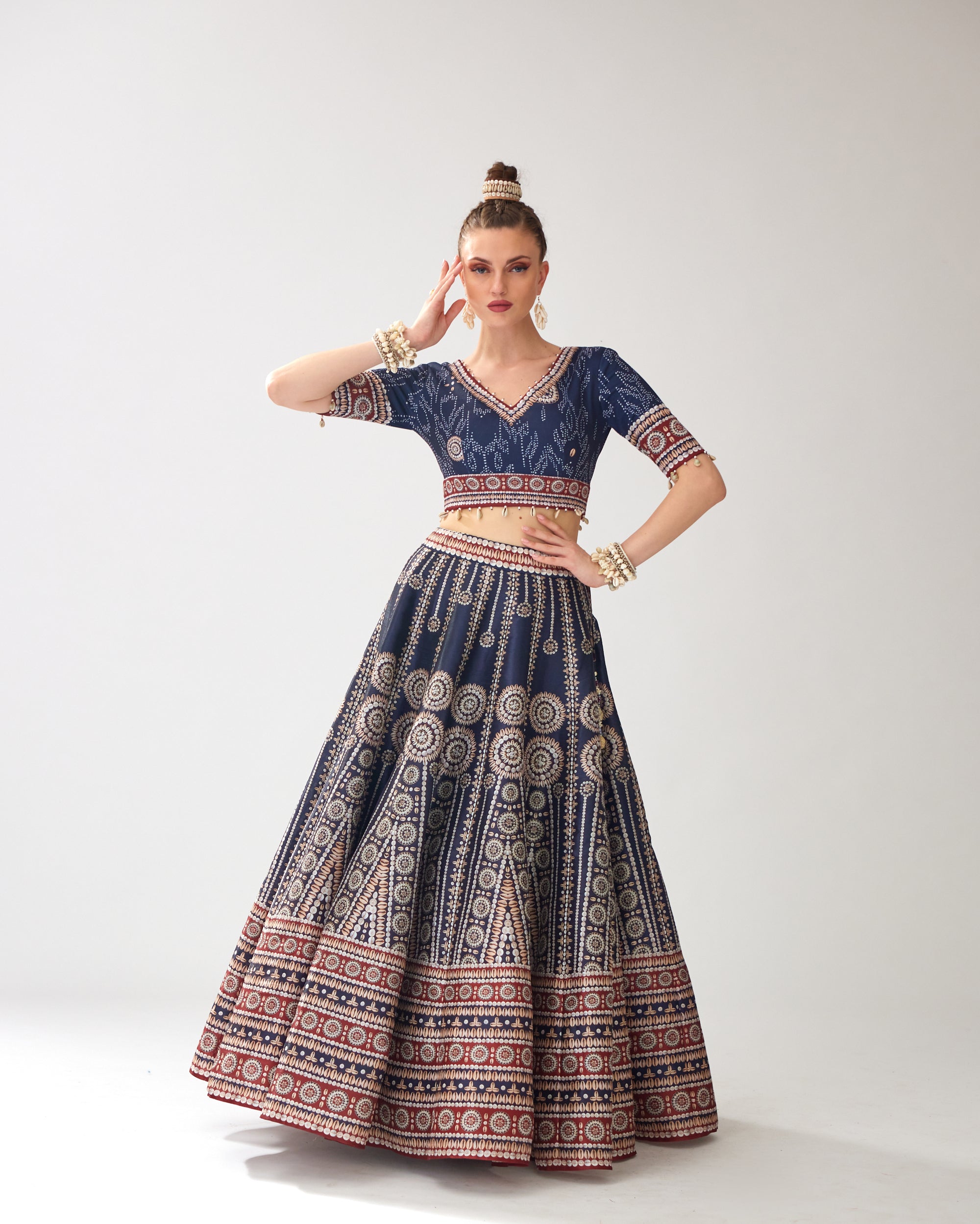 Zohra : Leela - Navy/Red