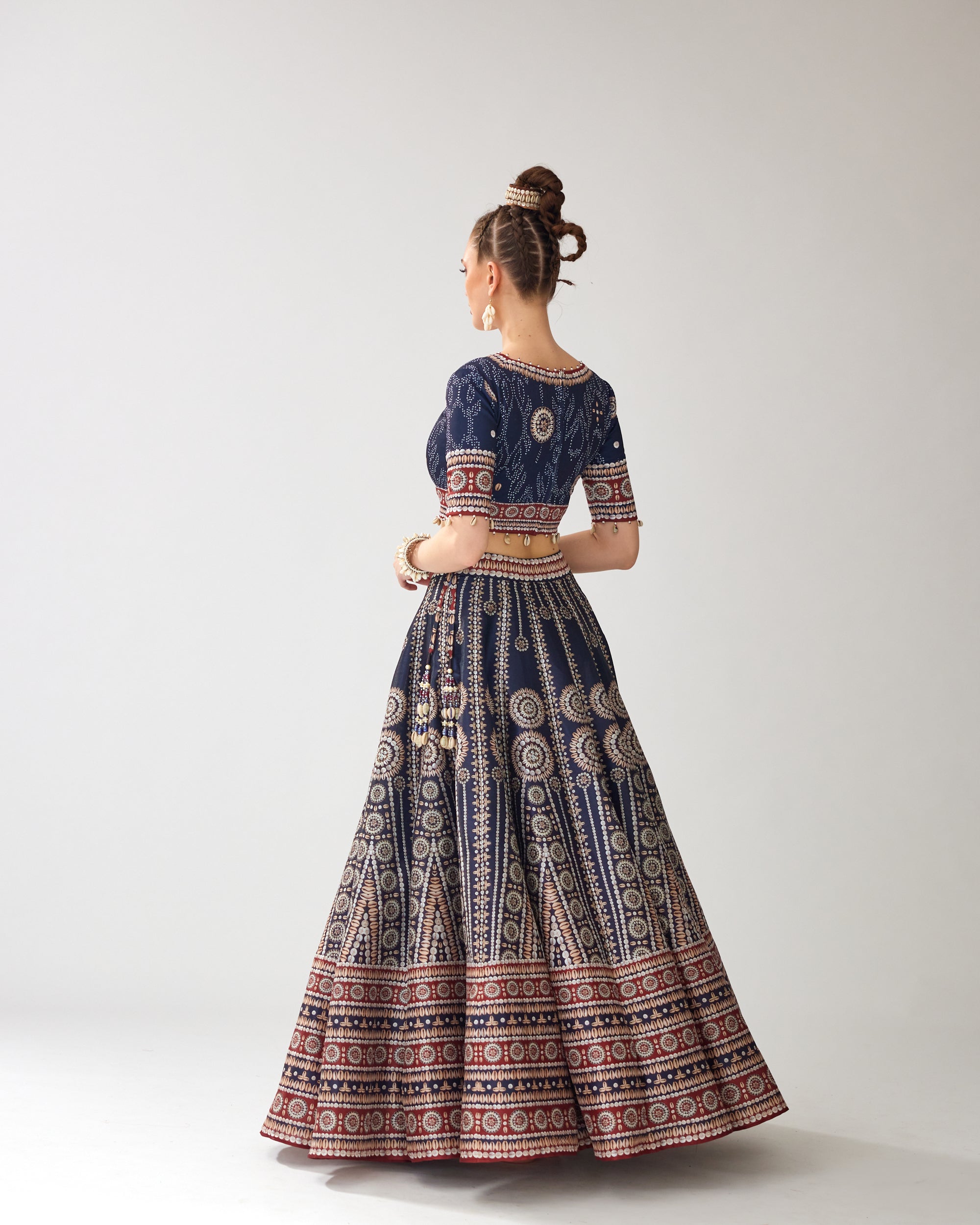 Zohra : Leela - Navy/Red