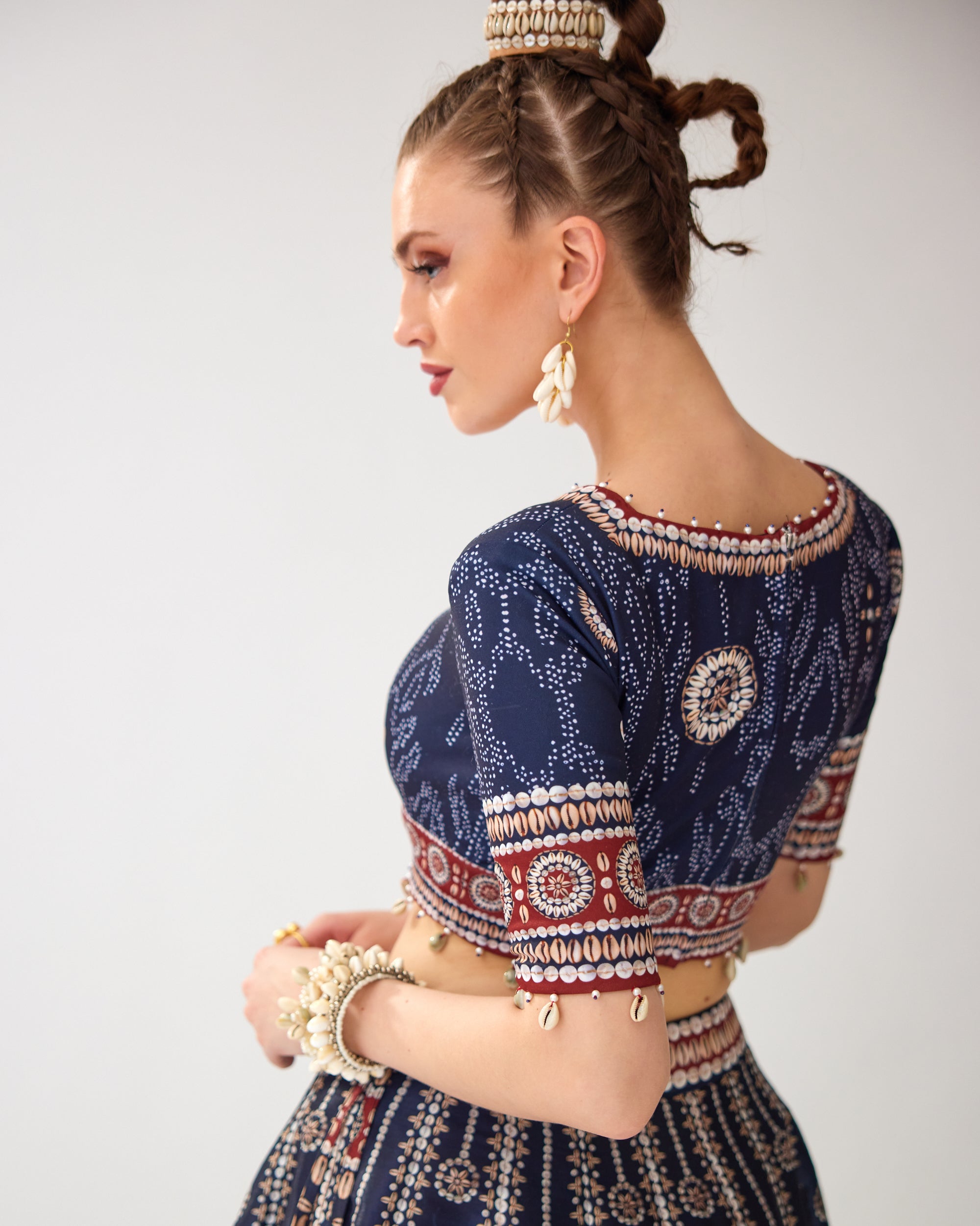 Zohra : Leela - Navy/Red