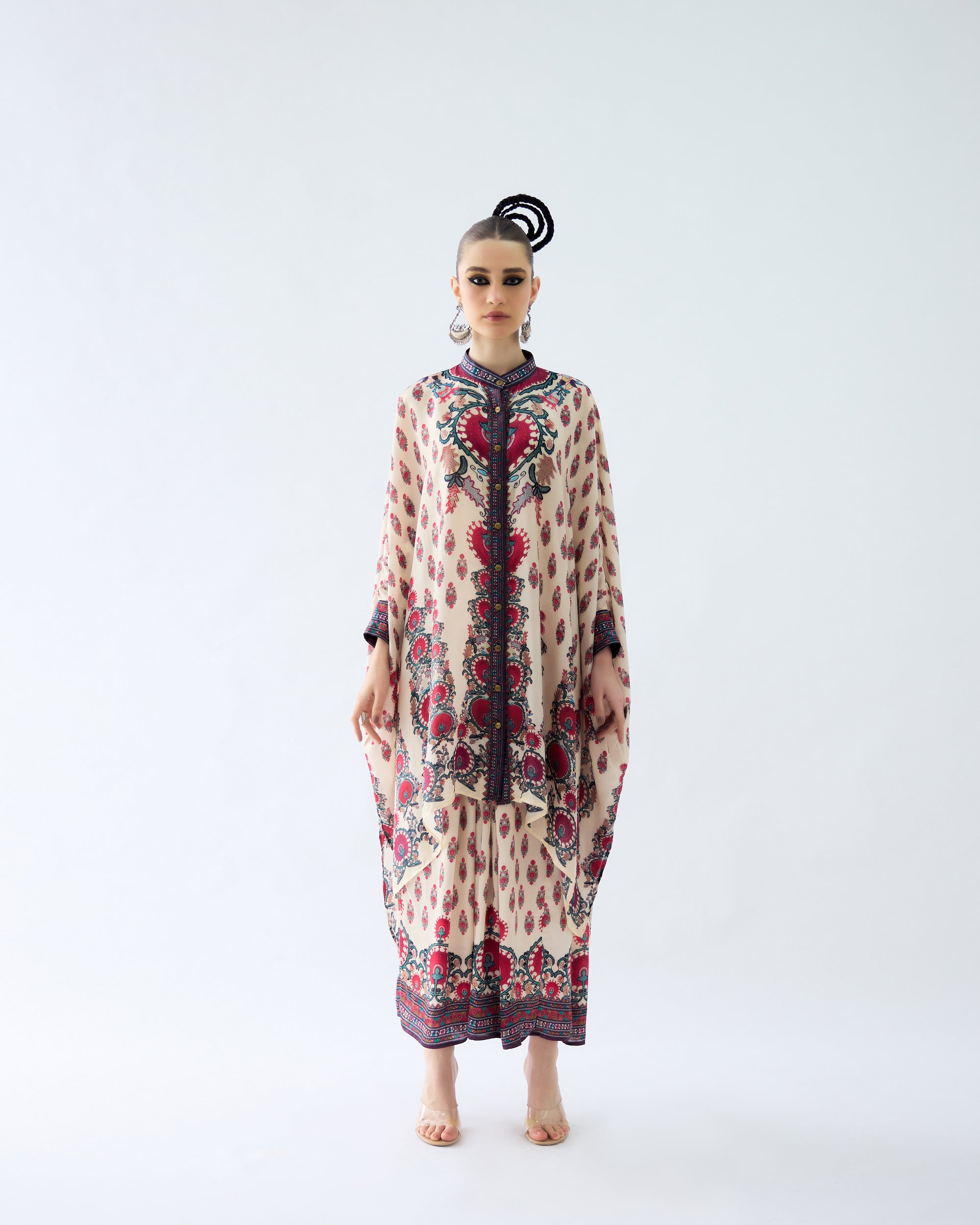 Bukhara : Dakota/Surilee - Maroon