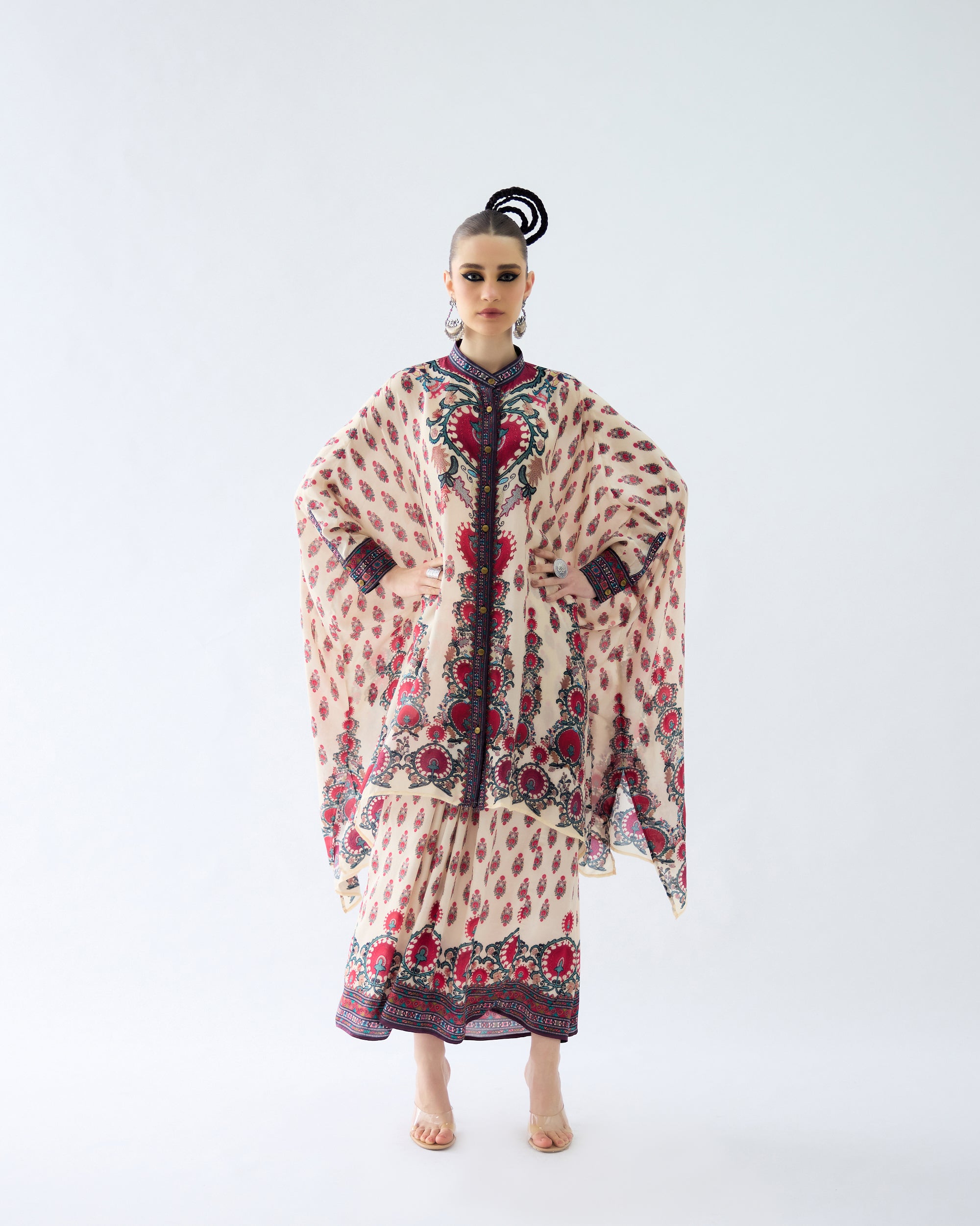 Bukhara : Dakota/Surilee - Maroon