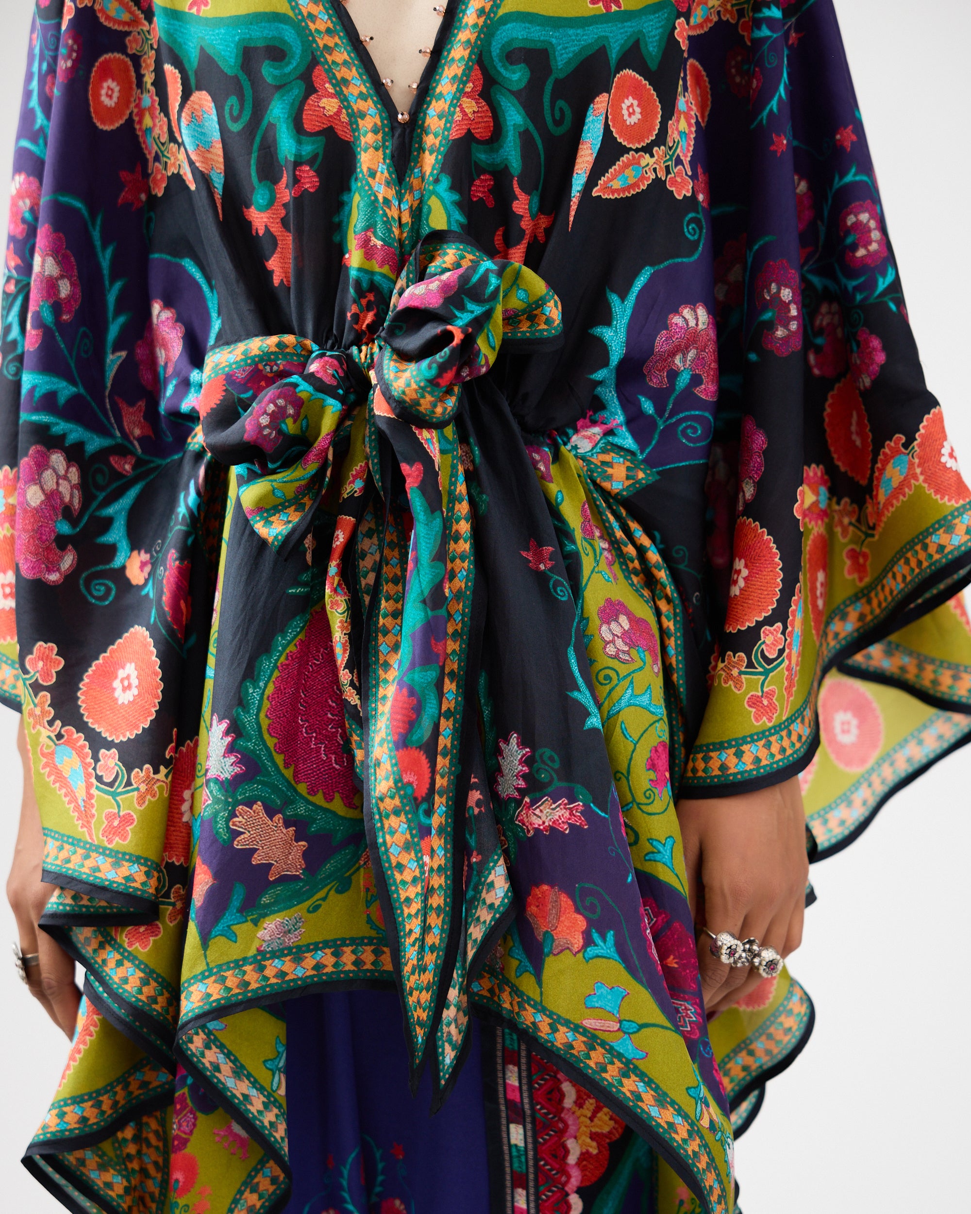 A Bukhara Summer : Inayat - Lime/Black