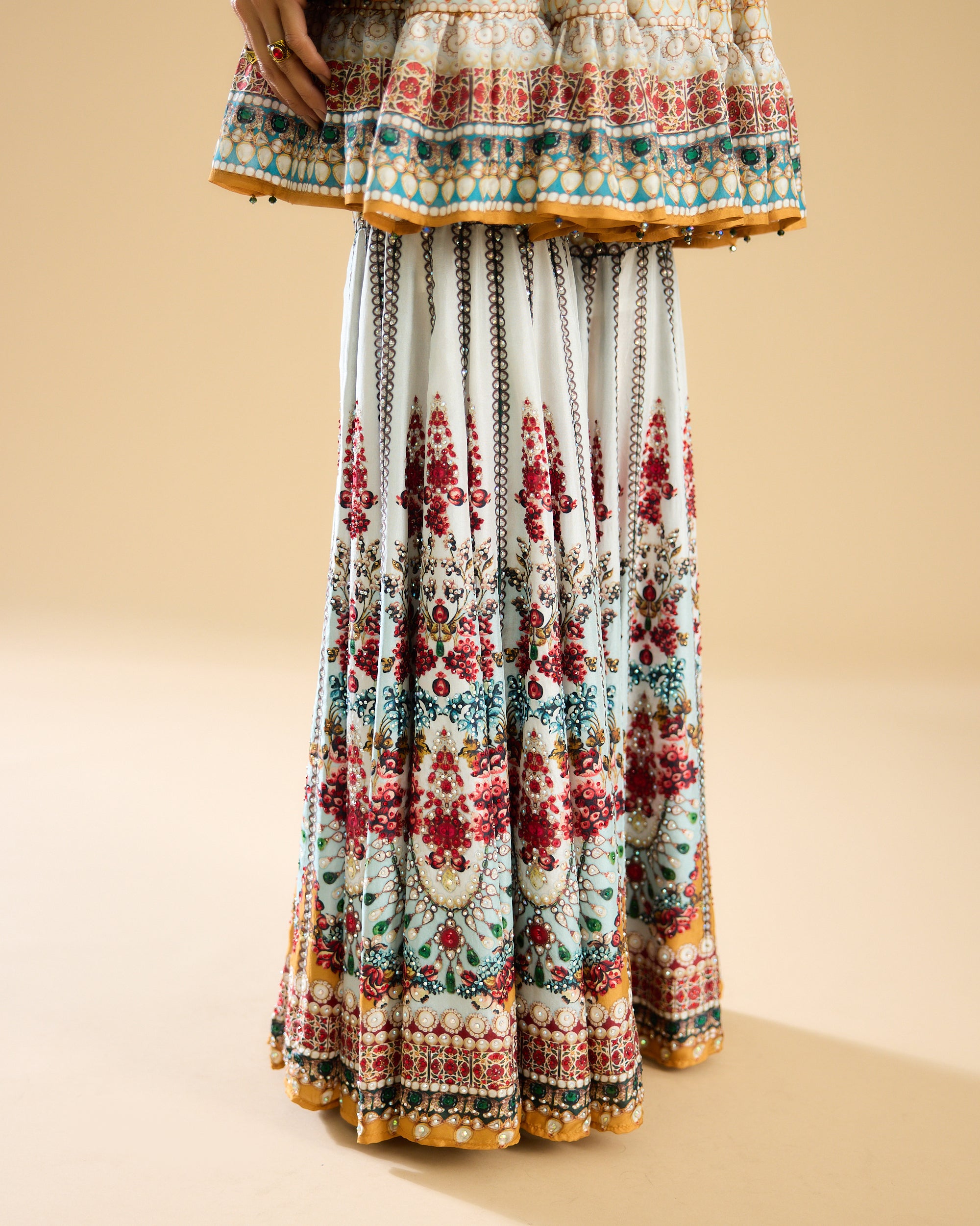 Nizam : Chinara - Ivory/Aqua