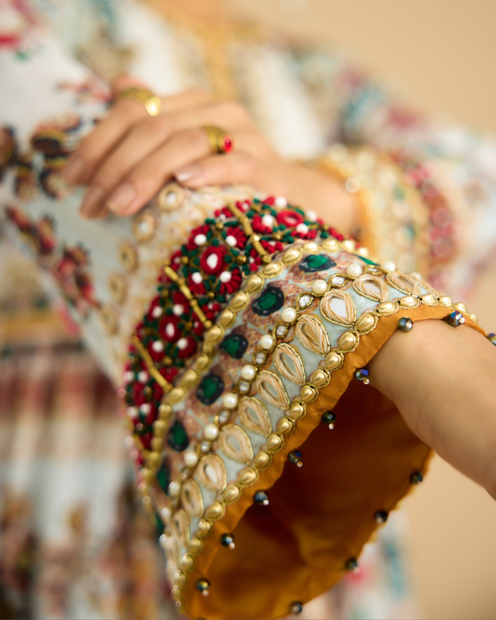 Nizam : Chinara - Ivory/Aqua