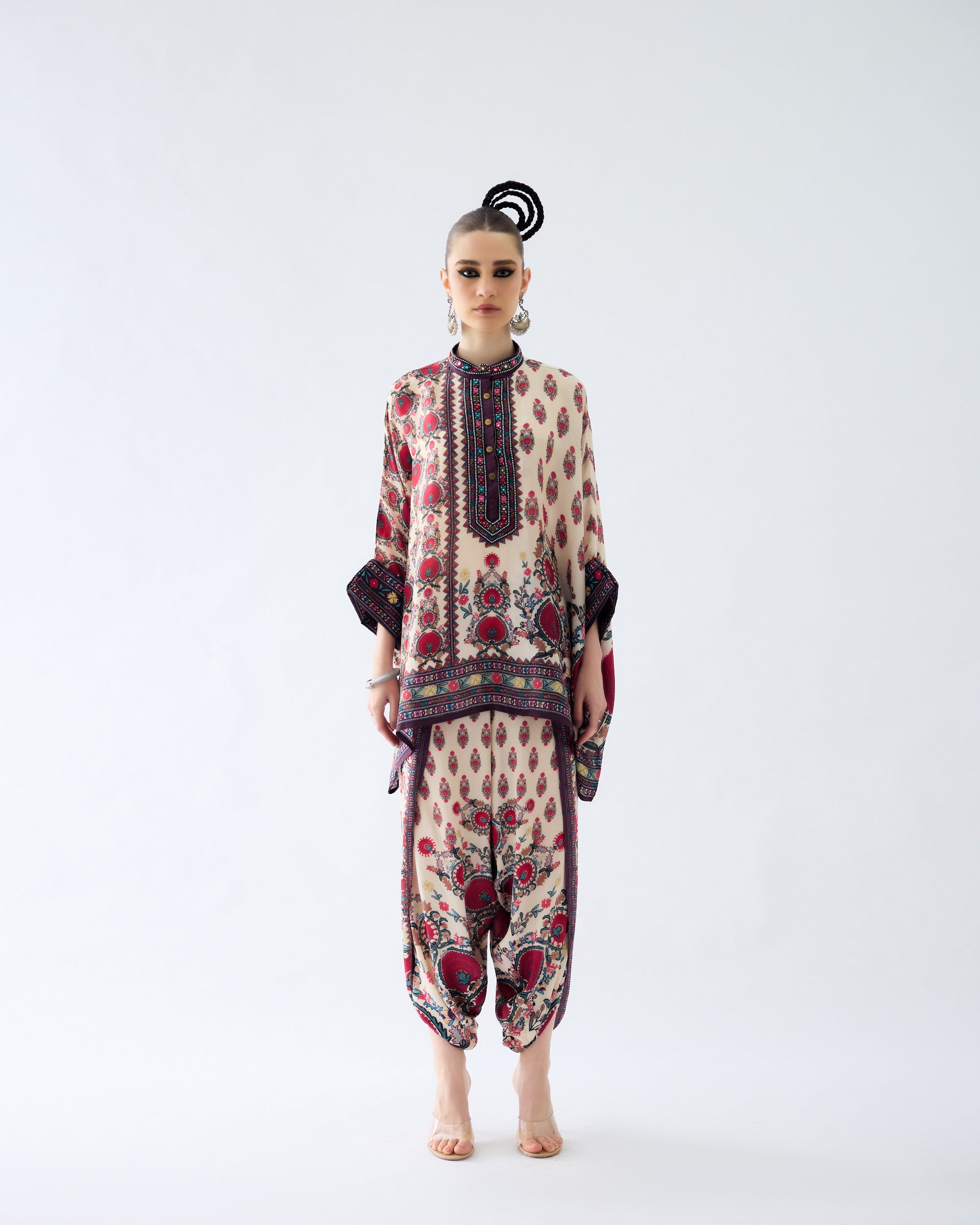 Bukhara : Chanel/Sonth - Maroon
