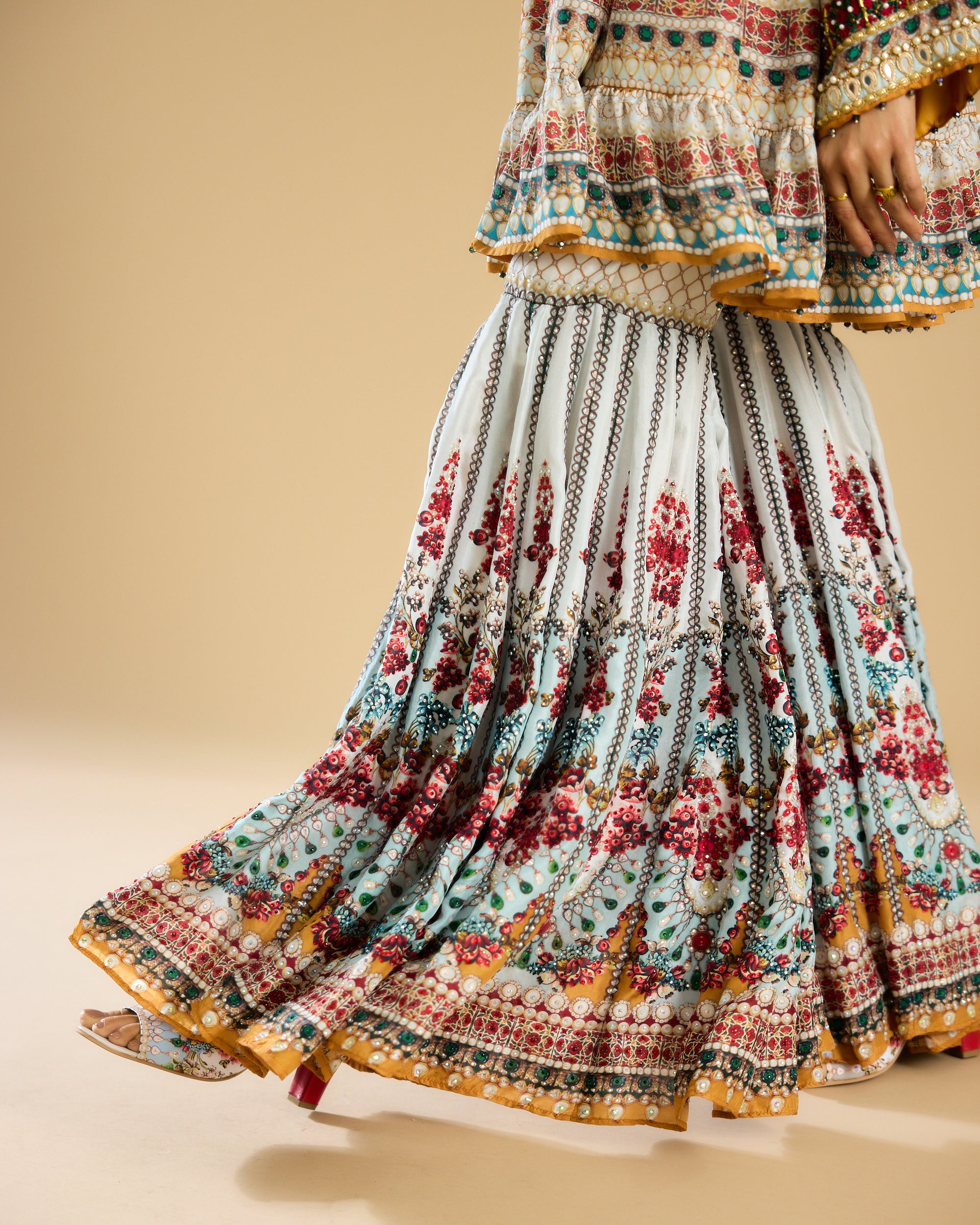 Nizam : Chinara - Ivory/Aqua