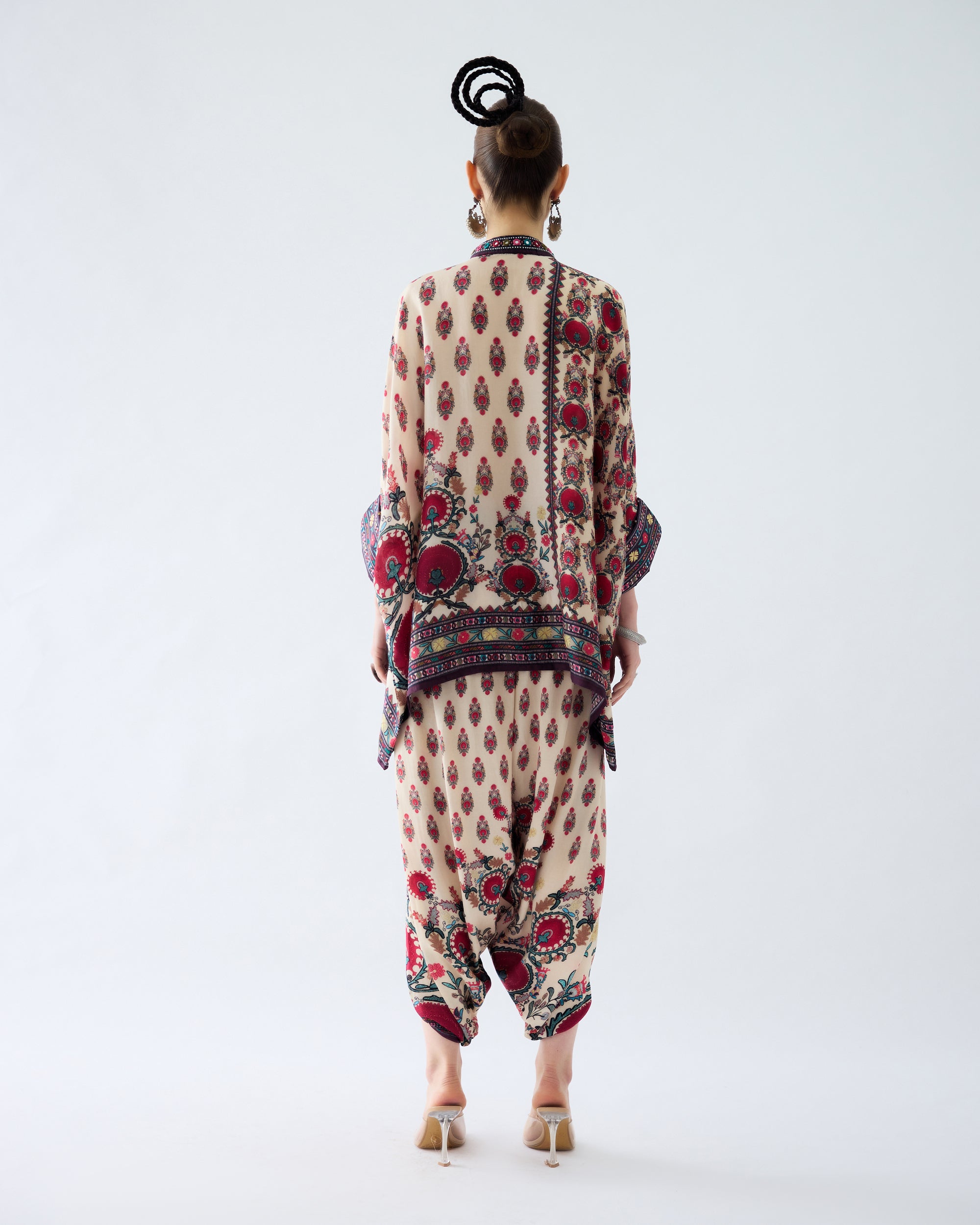Bukhara : Chanel/Sonth - Maroon