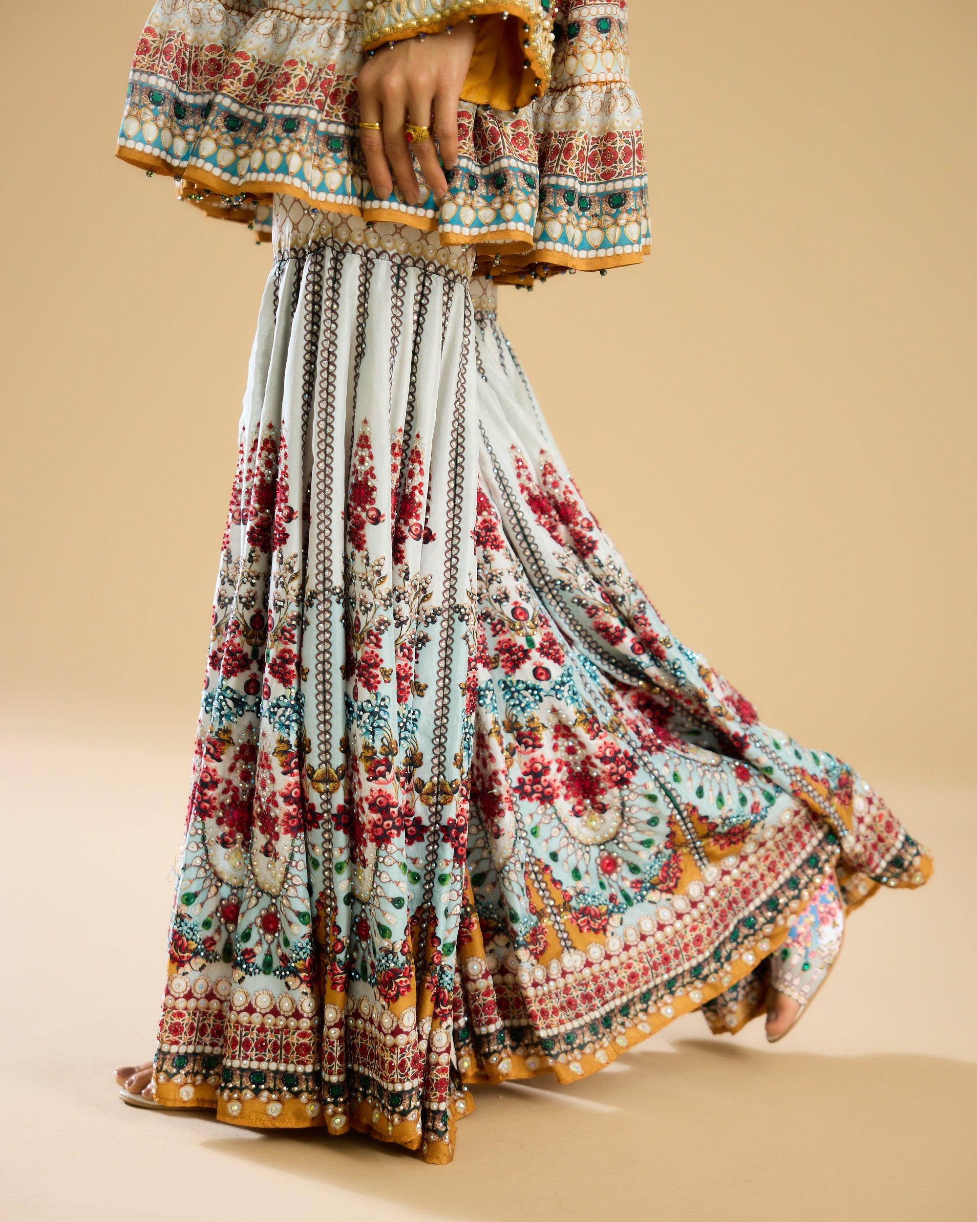 Nizam : Chinara - Ivory/Aqua