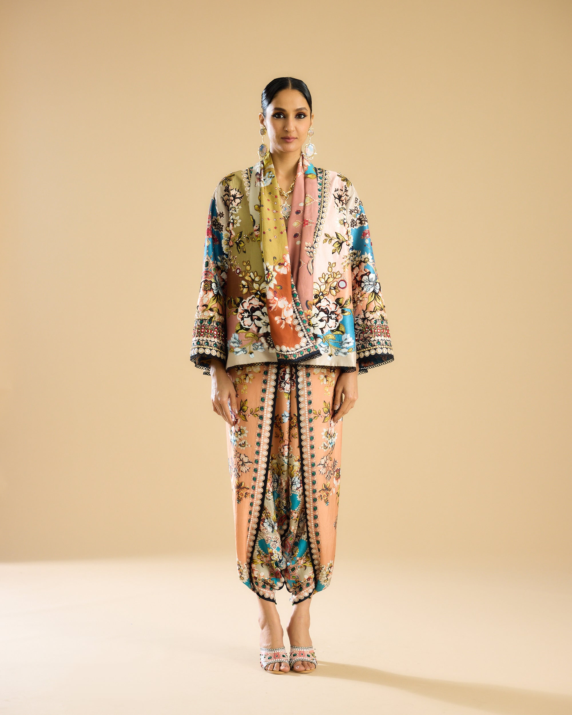 Nizam : Vagma - Ivory/Peach