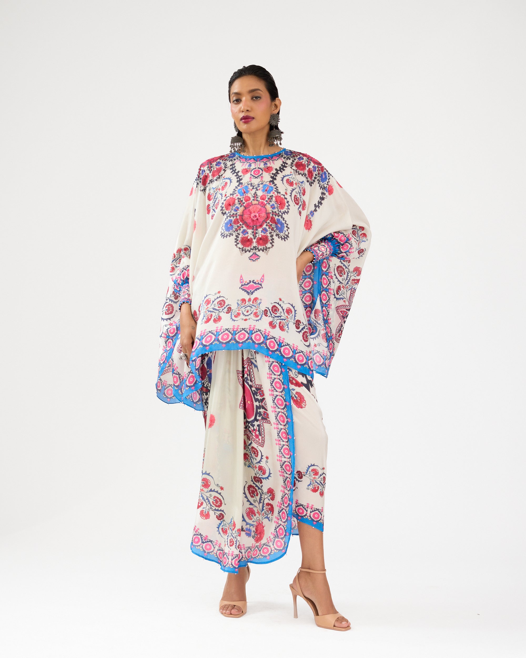 A Bukhara Summer : Colette - Ivory/Blue