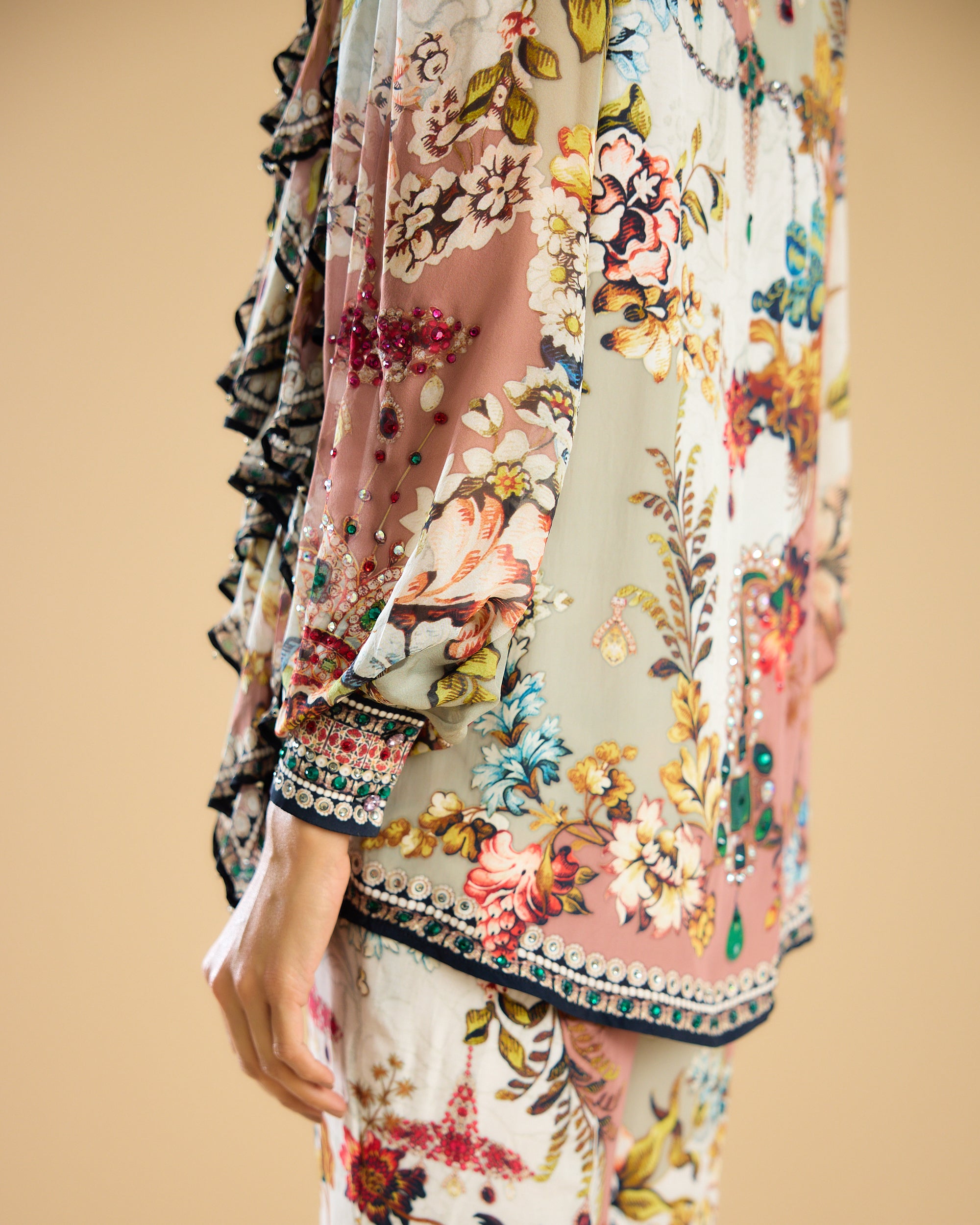 Nizam : Franchesca - Ivory/Peach