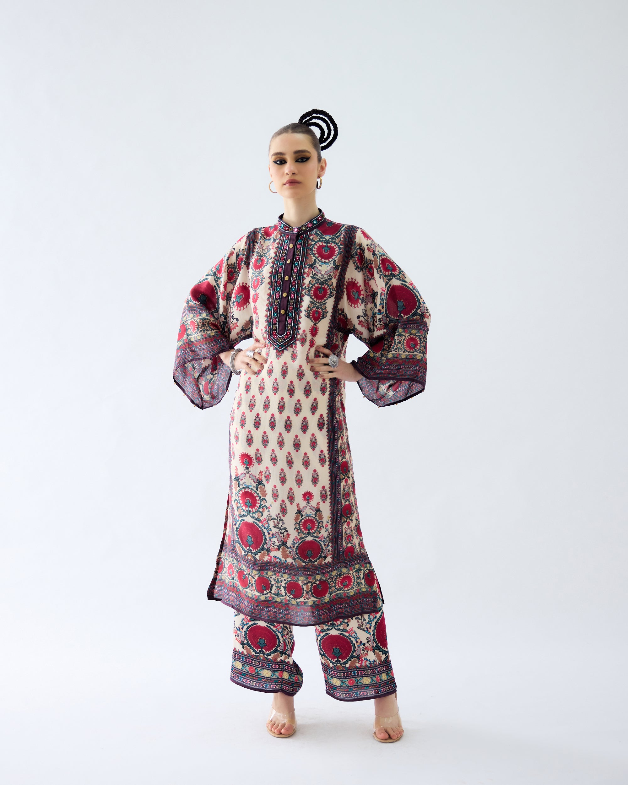 Bukhara : Gayatri - Maroon