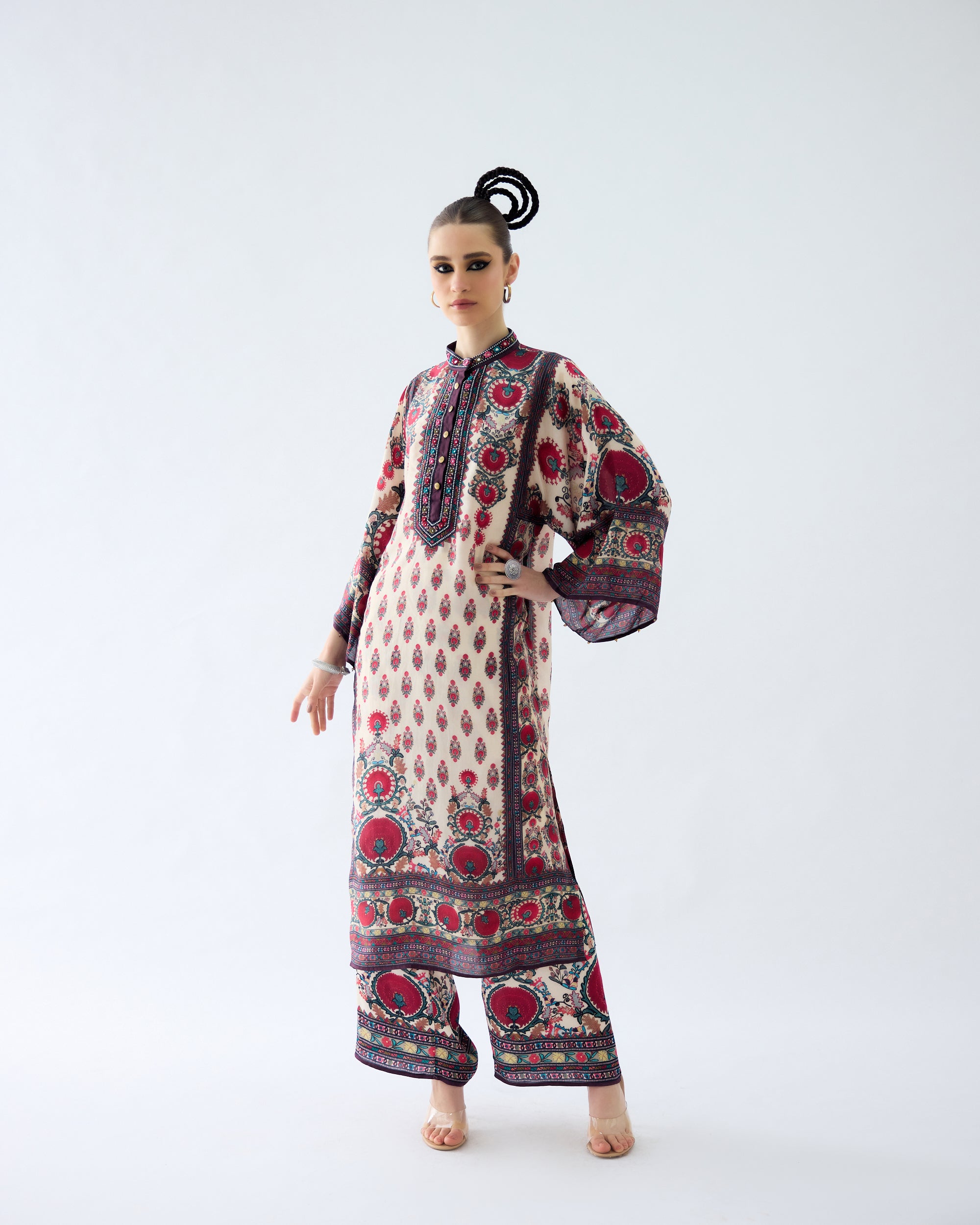 Bukhara : Gayatri - Maroon