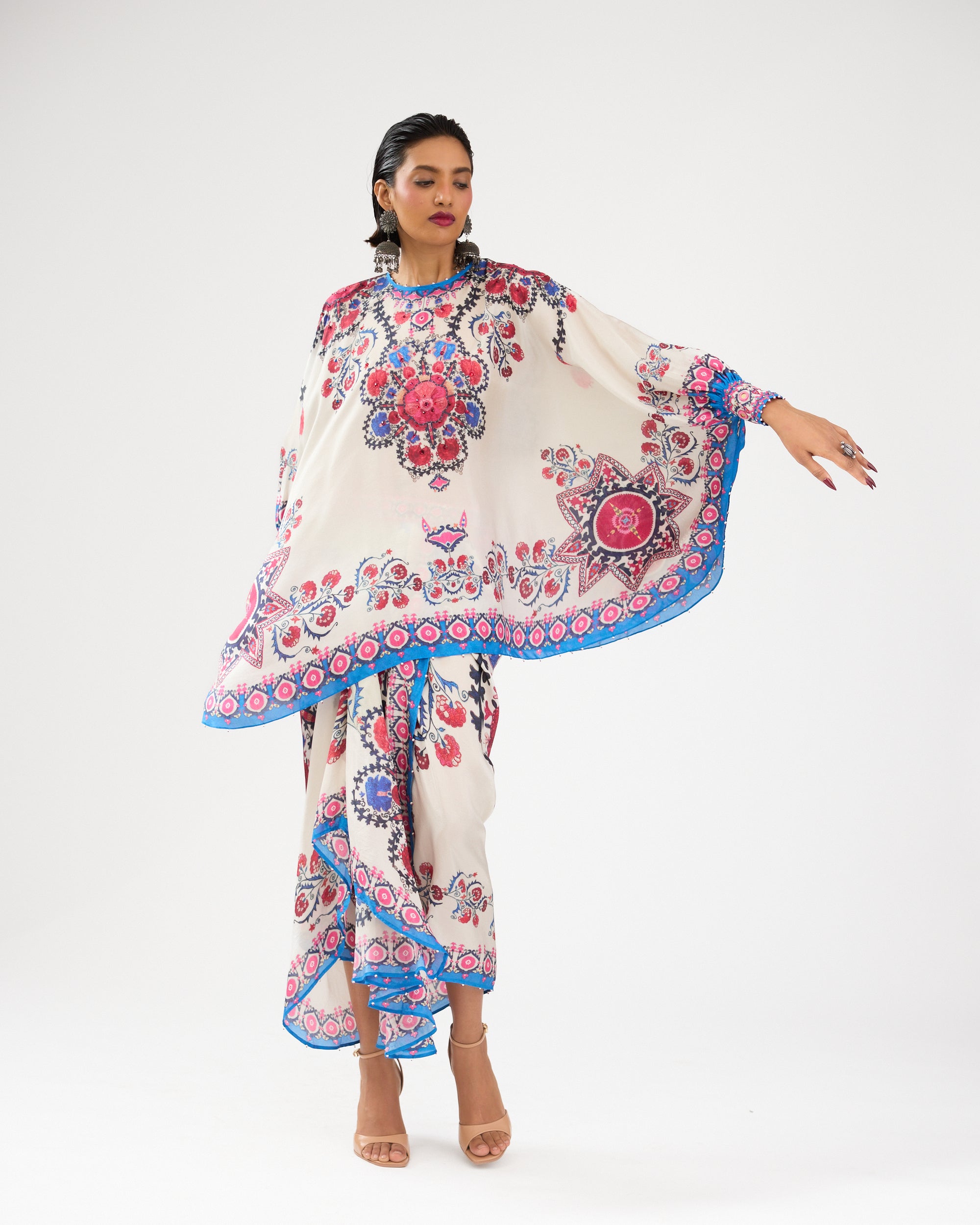 A Bukhara Summer : Colette - Ivory/Blue