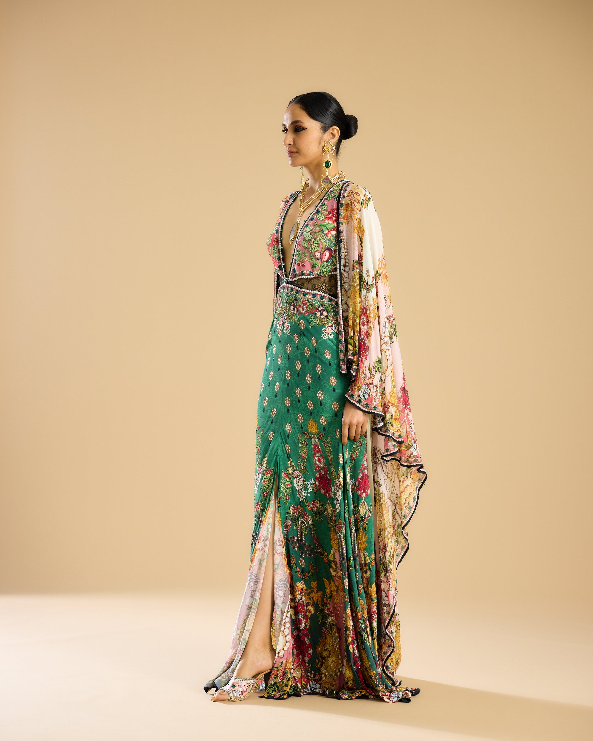 Nizam : Camilla - Ivory/Peach