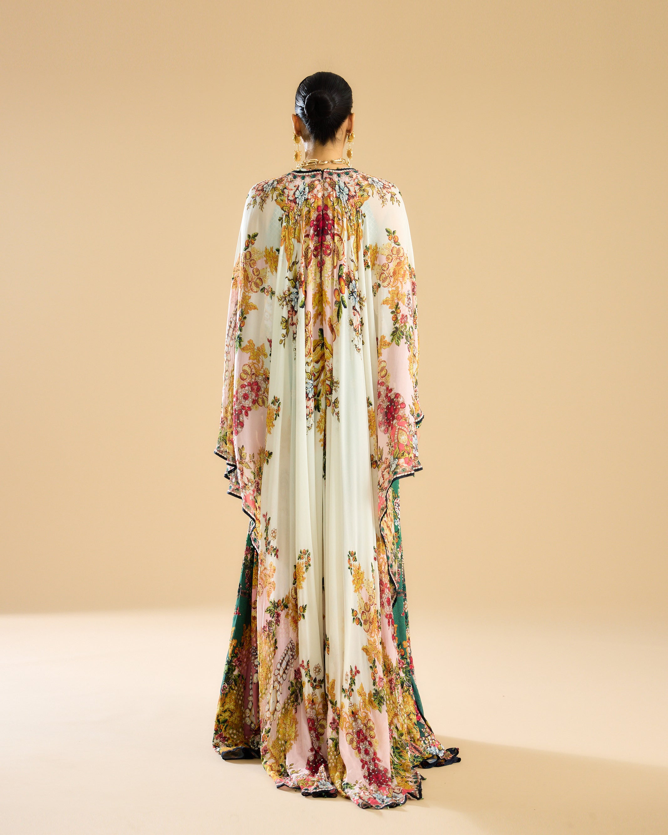 Nizam : Camilla - Ivory/Peach