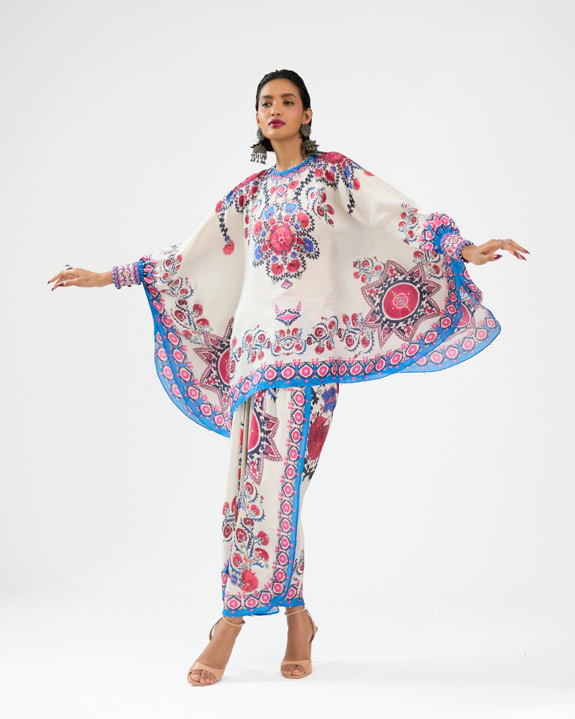 A Bukhara Summer : Colette - Ivory/Blue