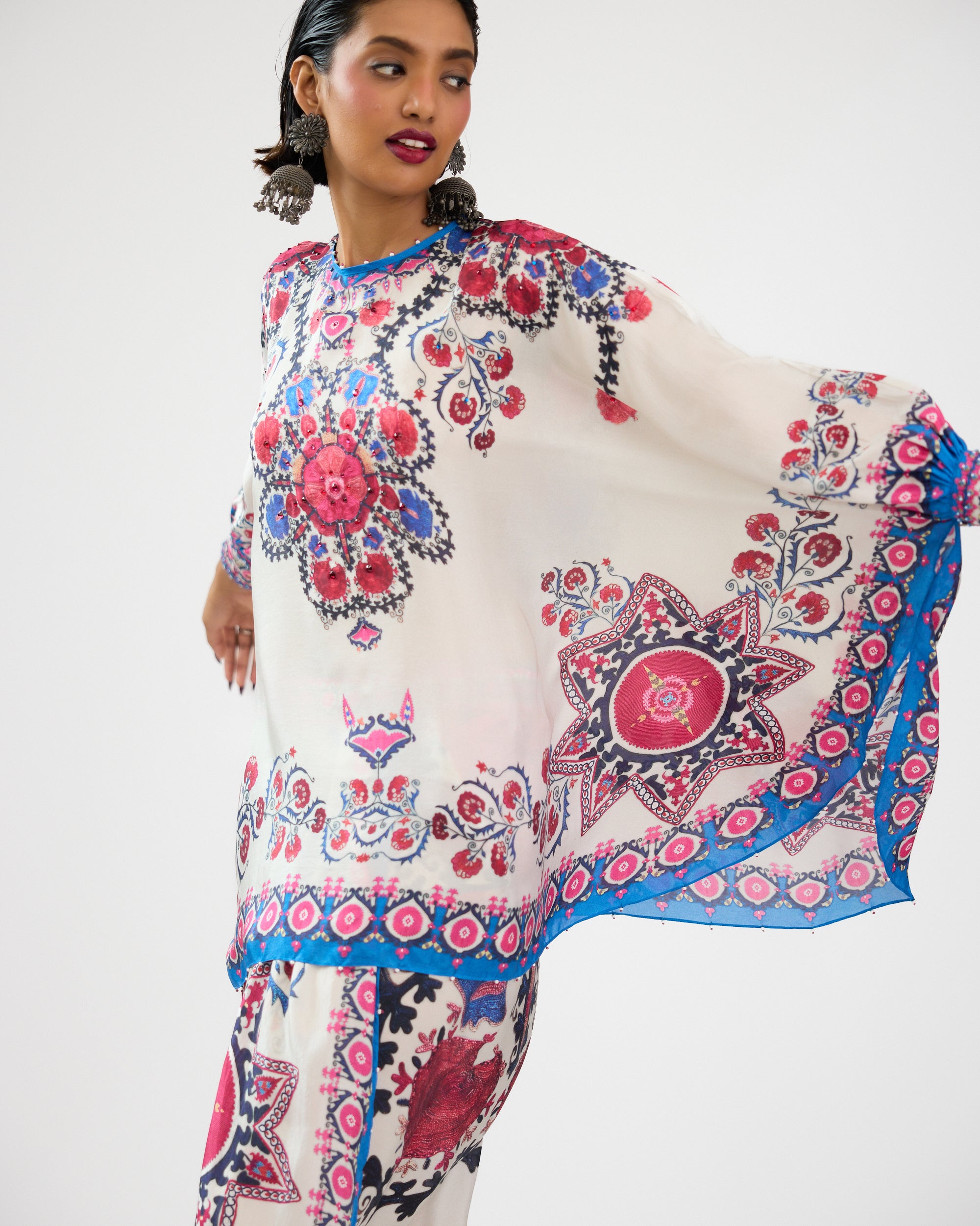 A Bukhara Summer : Colette - Ivory/Blue