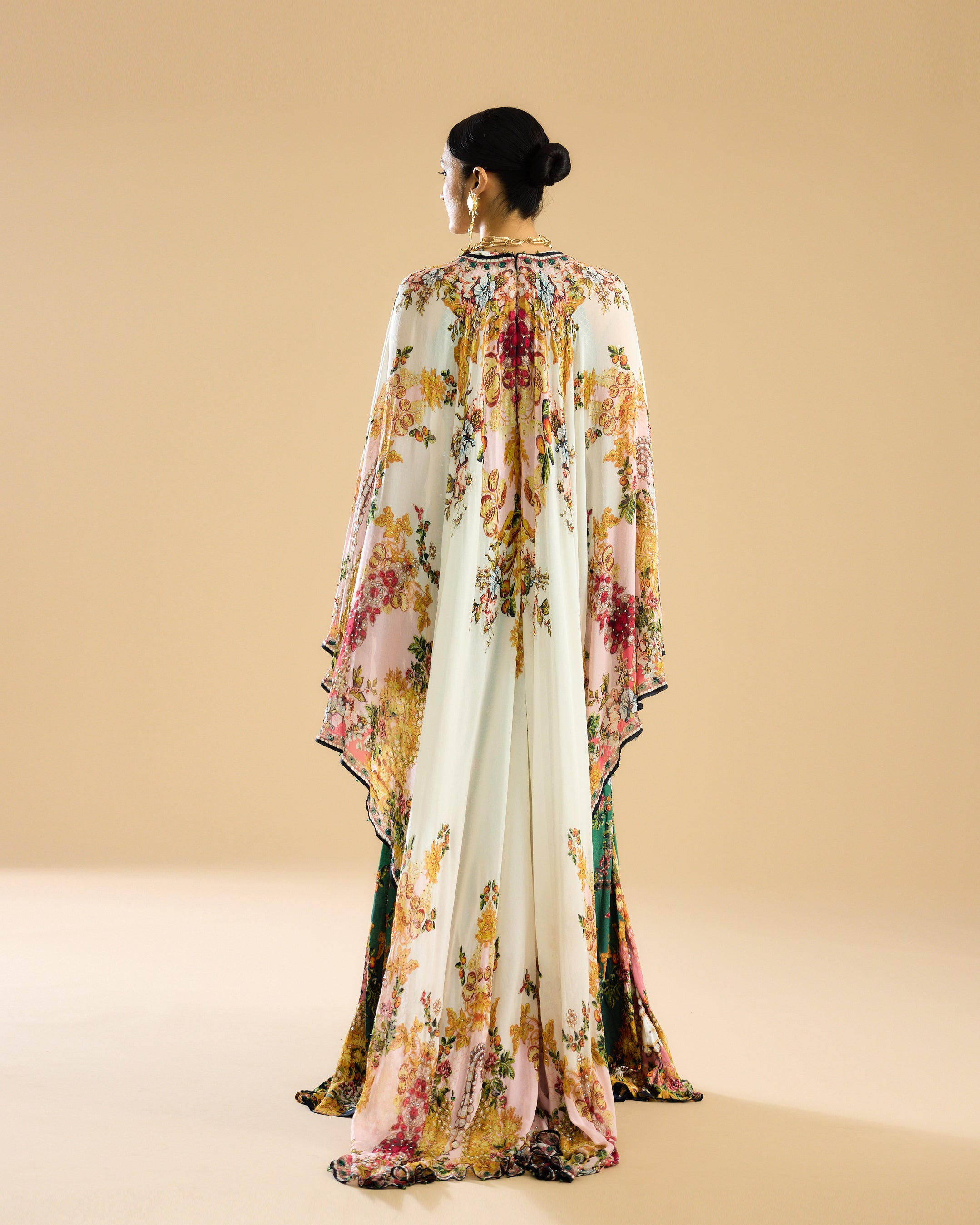 Nizam : Camilla - Ivory/Peach