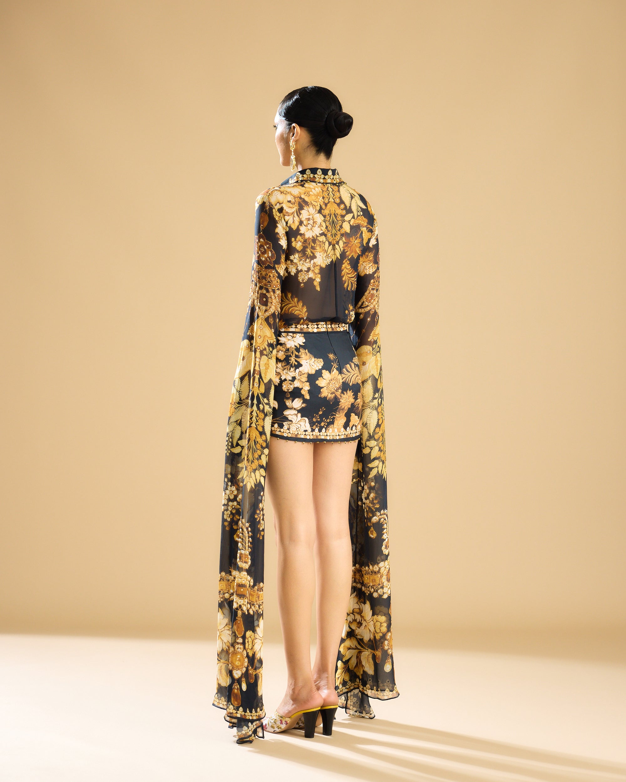Nizam : Maaya - Black/Gold