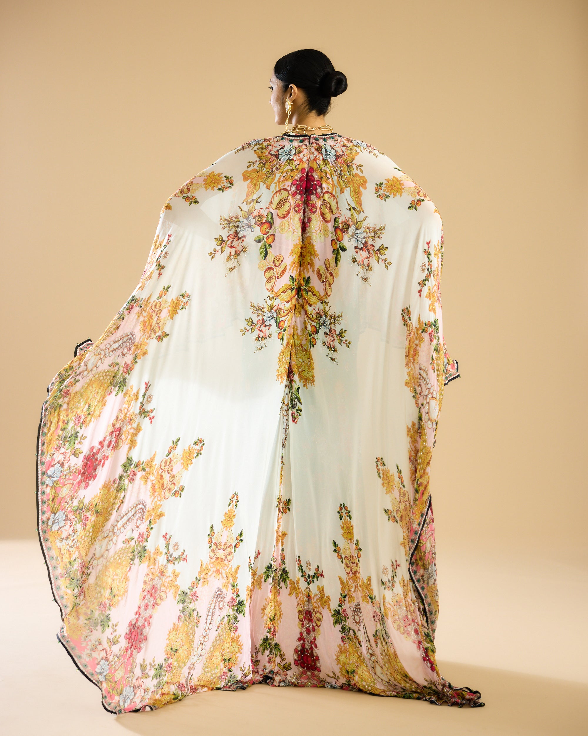 Nizam : Camilla - Ivory/Peach