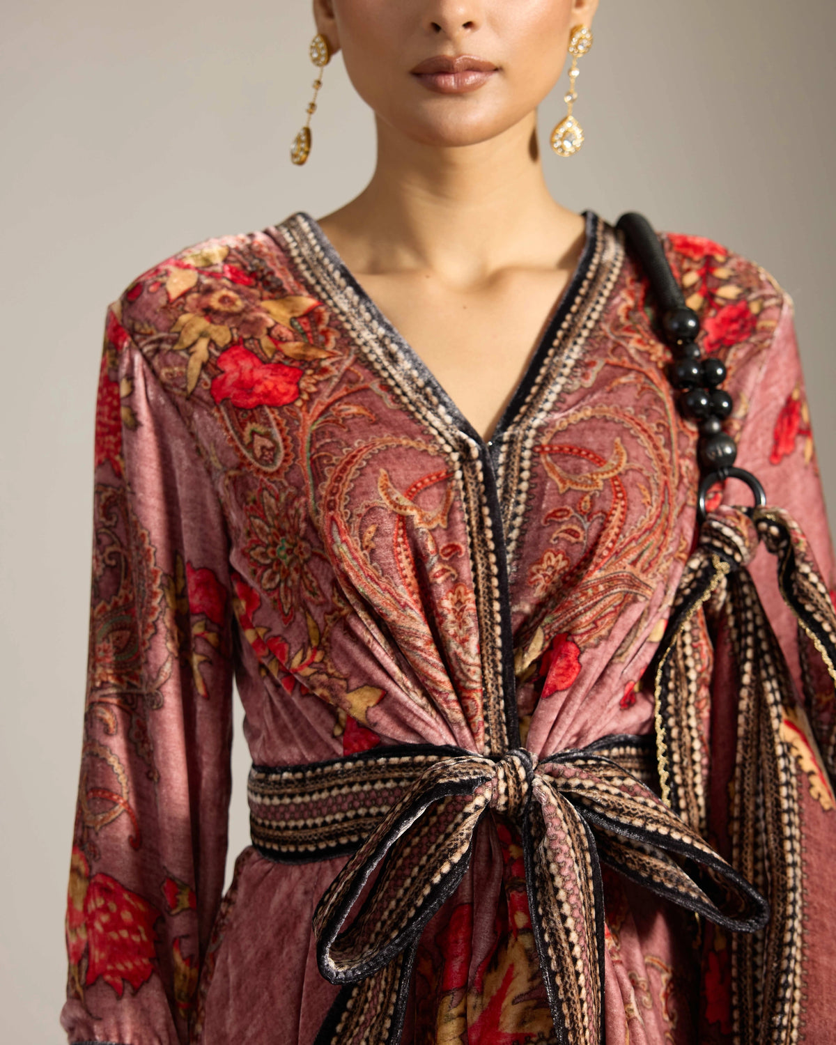 CHINTZ : Gomti