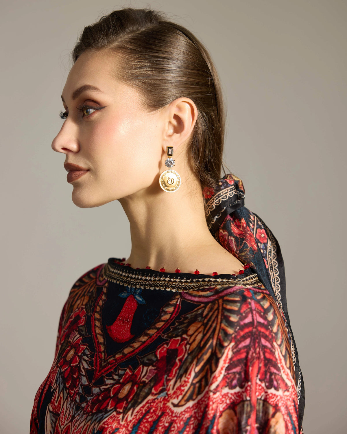 CHINTZ : Lajjo