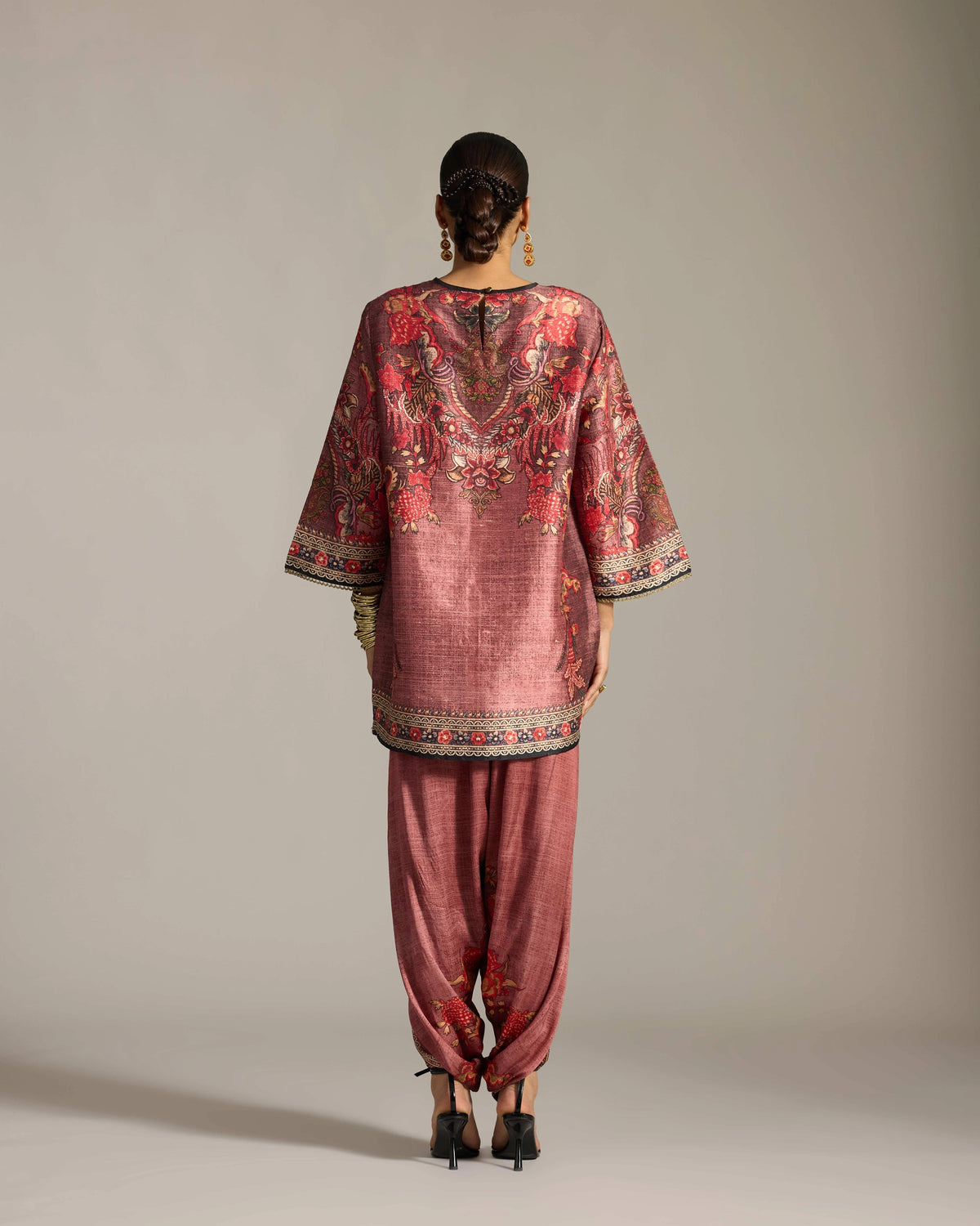 CHINTZ : Resham