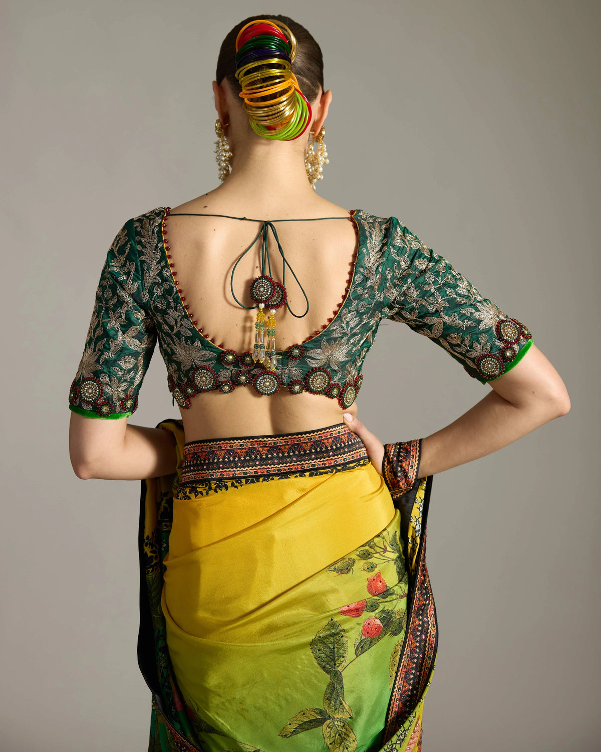 INDIES : Saari Set