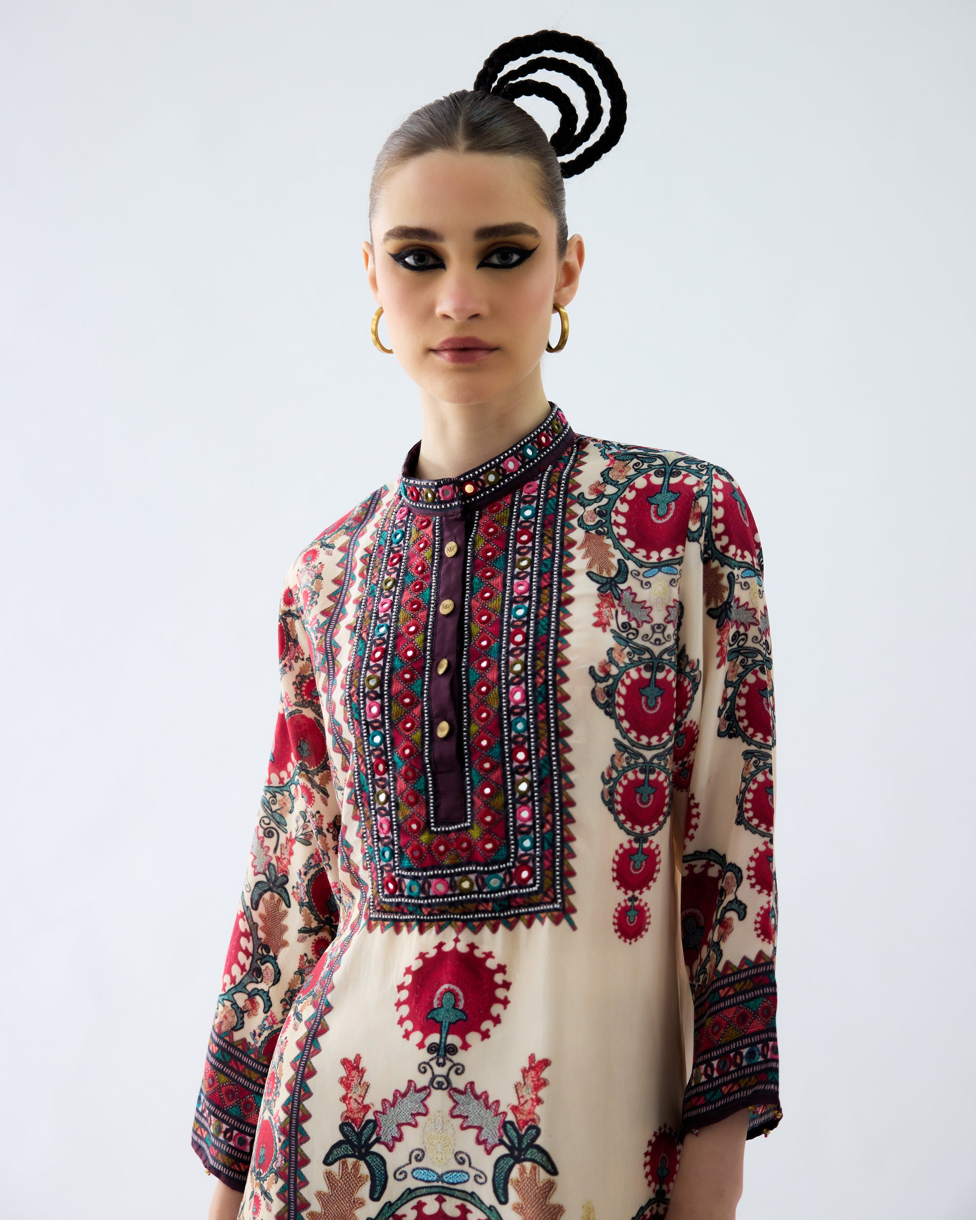 Bukhara : Baaka/Gloria - Maroon