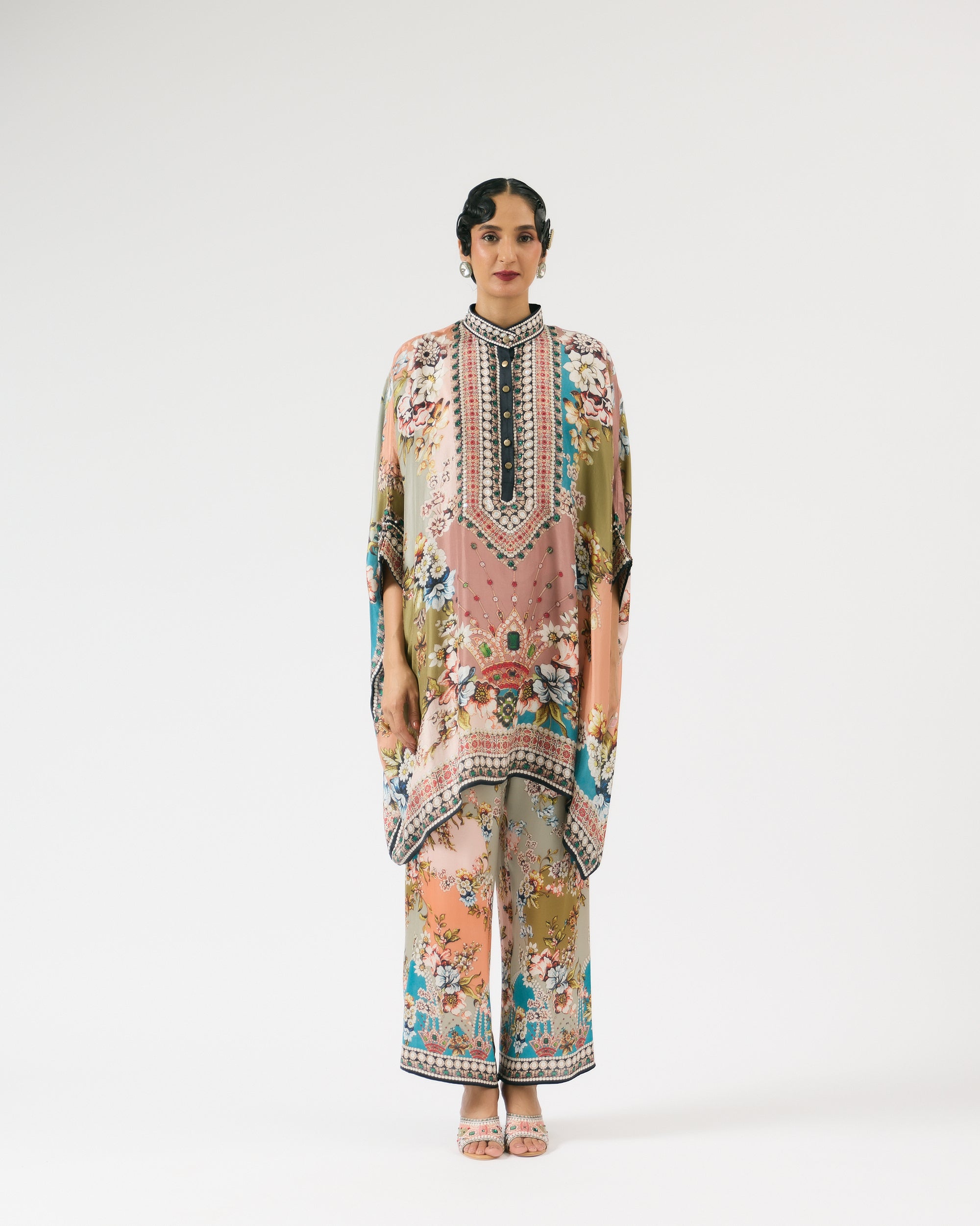 Nizam : Chanel 36" - Multi