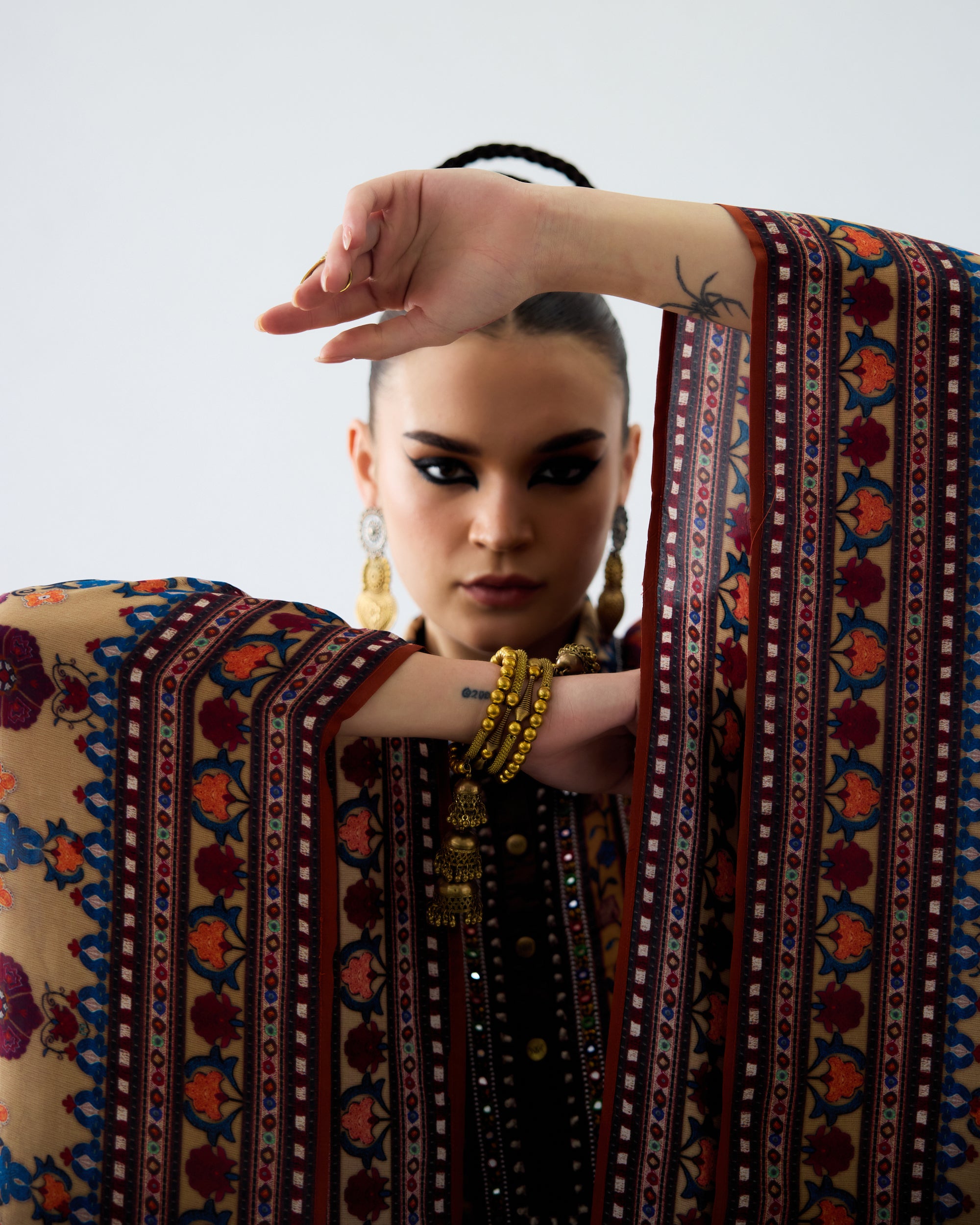 Bukhara : Sharifa - Taupe