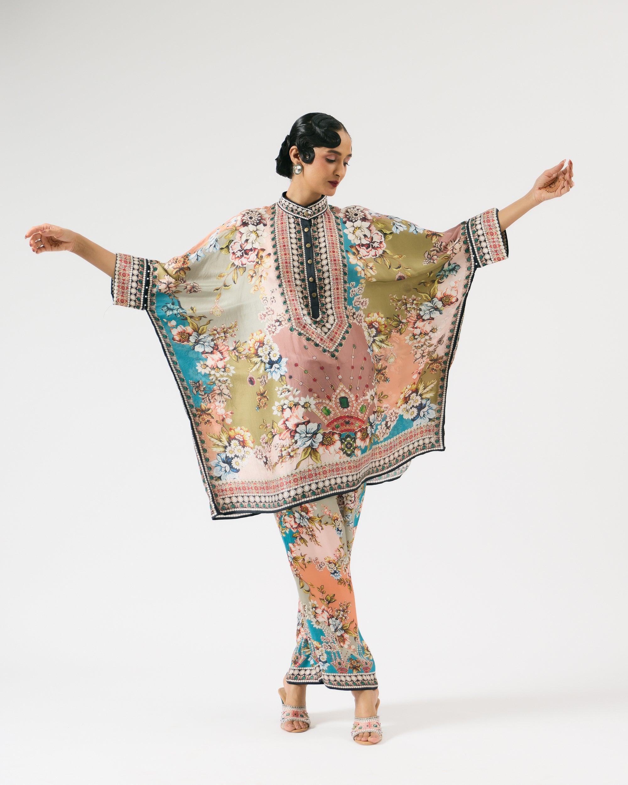 Nizam : Chanel 36" - Multi