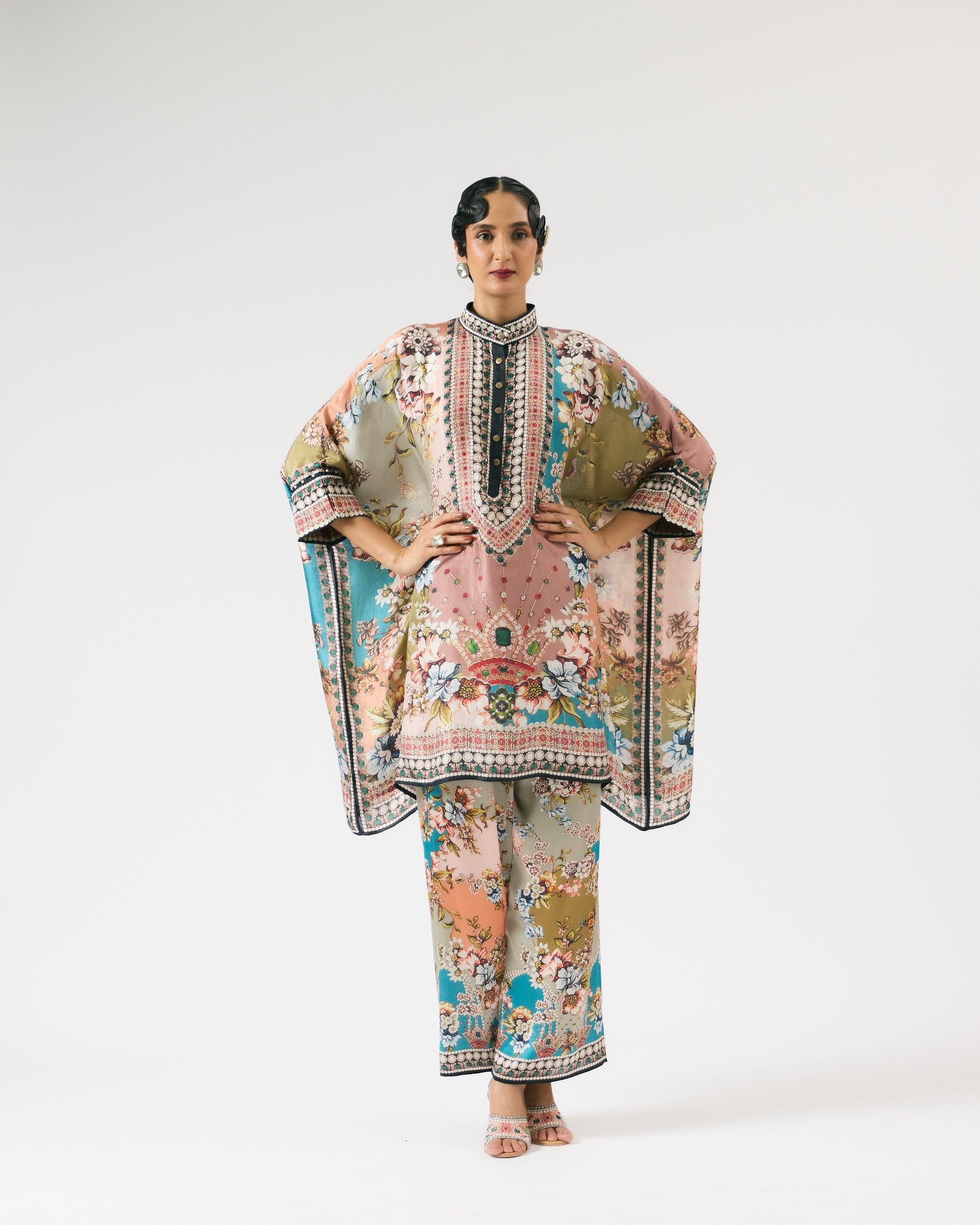 Nizam : Chanel 36" - Multi