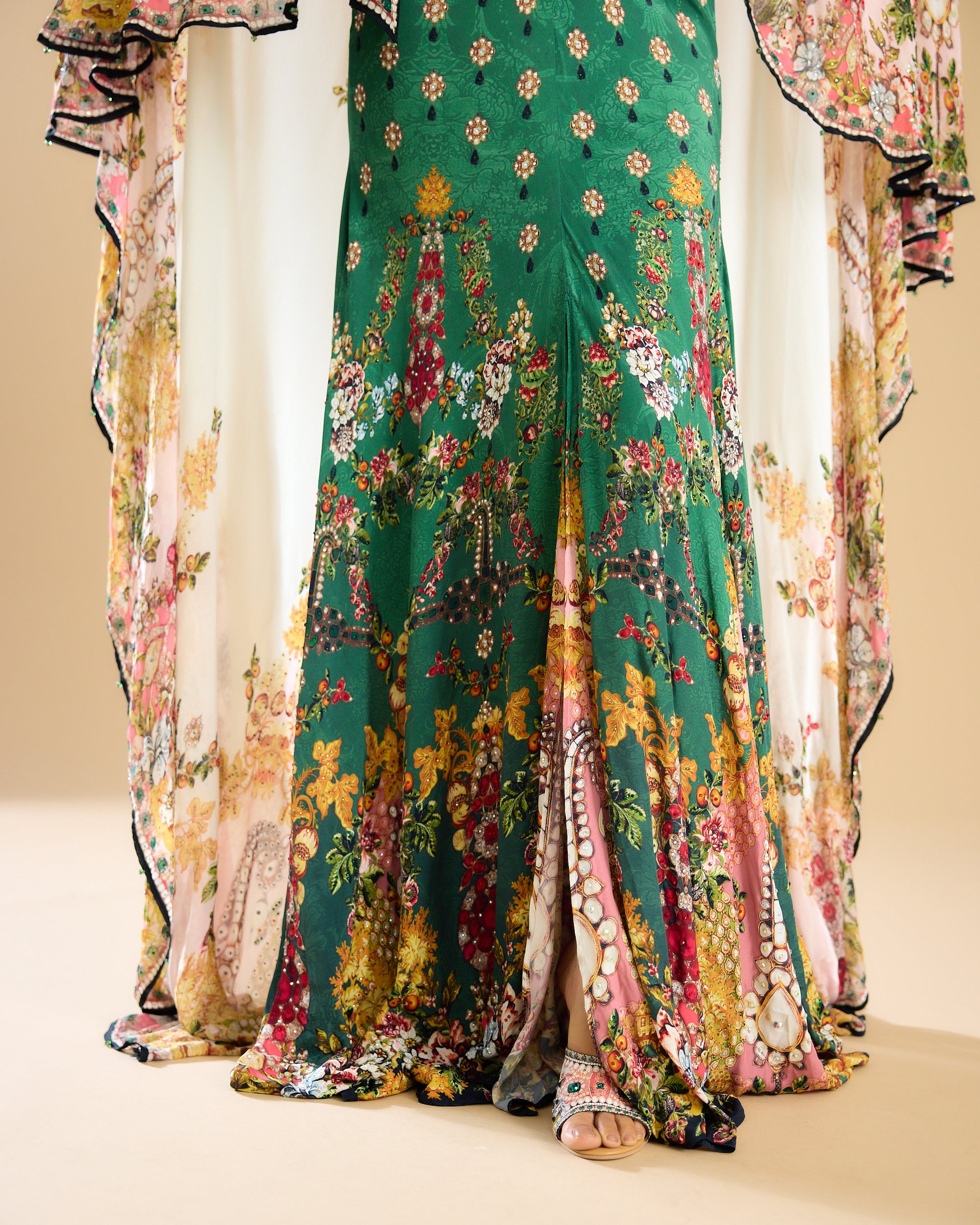 Nizam : Camilla - Ivory/Peach