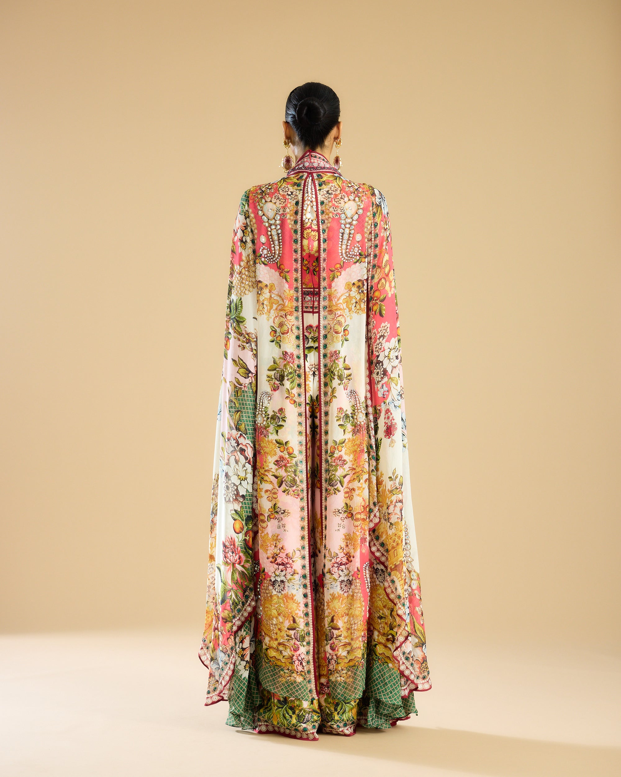 Nizam : Benazir - Ivory/Peach