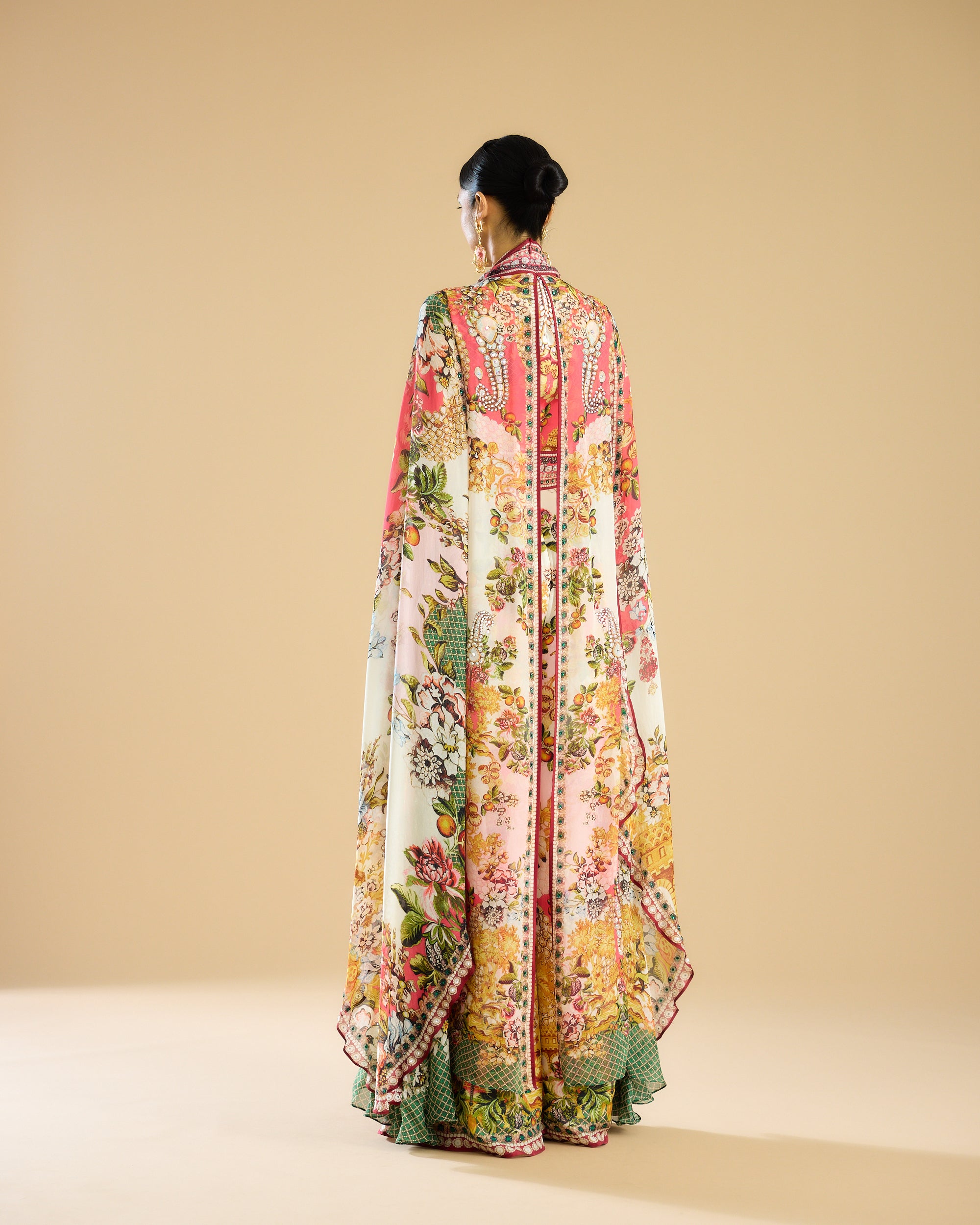 Nizam : Benazir - Ivory/Peach