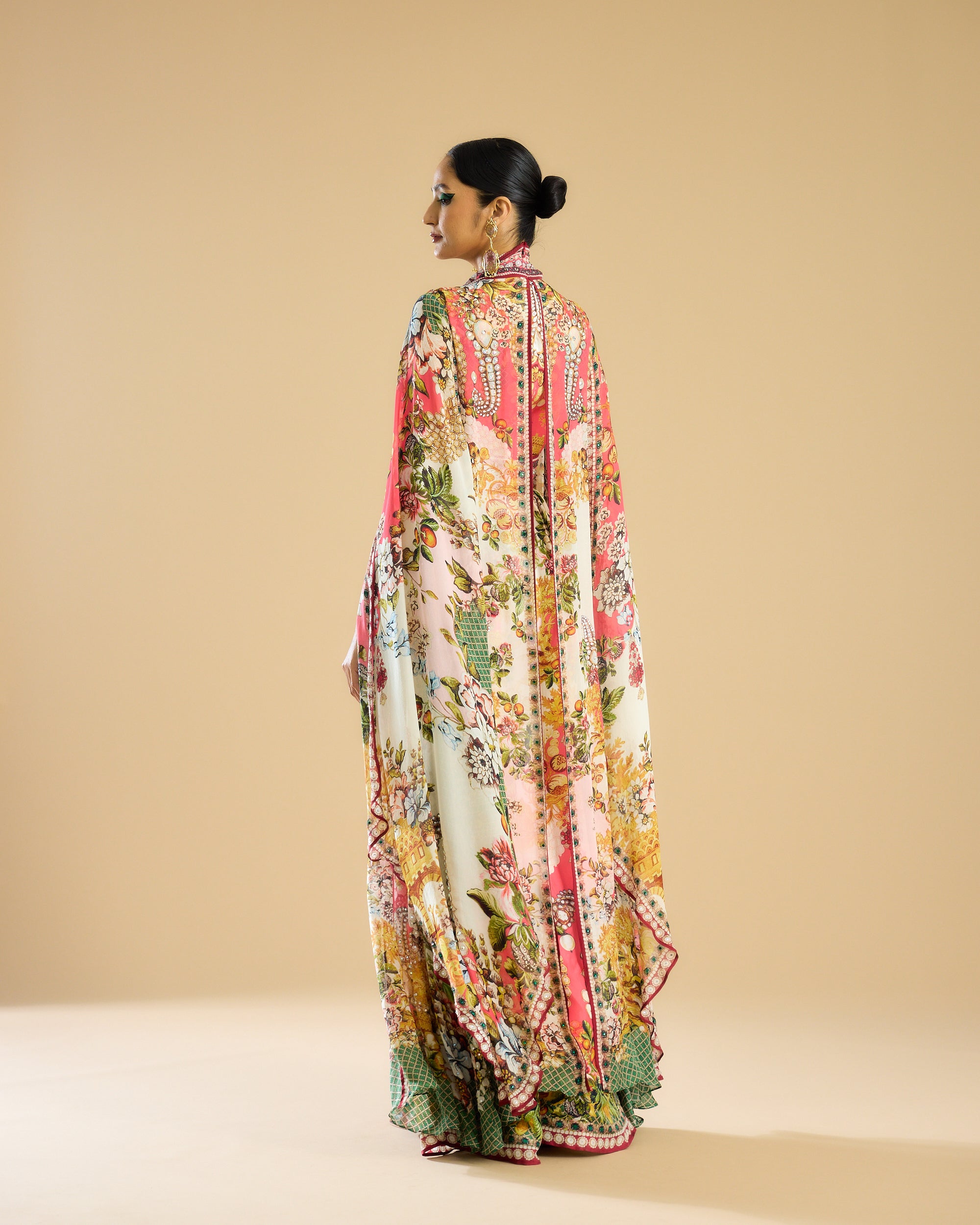 Nizam : Benazir - Ivory/Peach