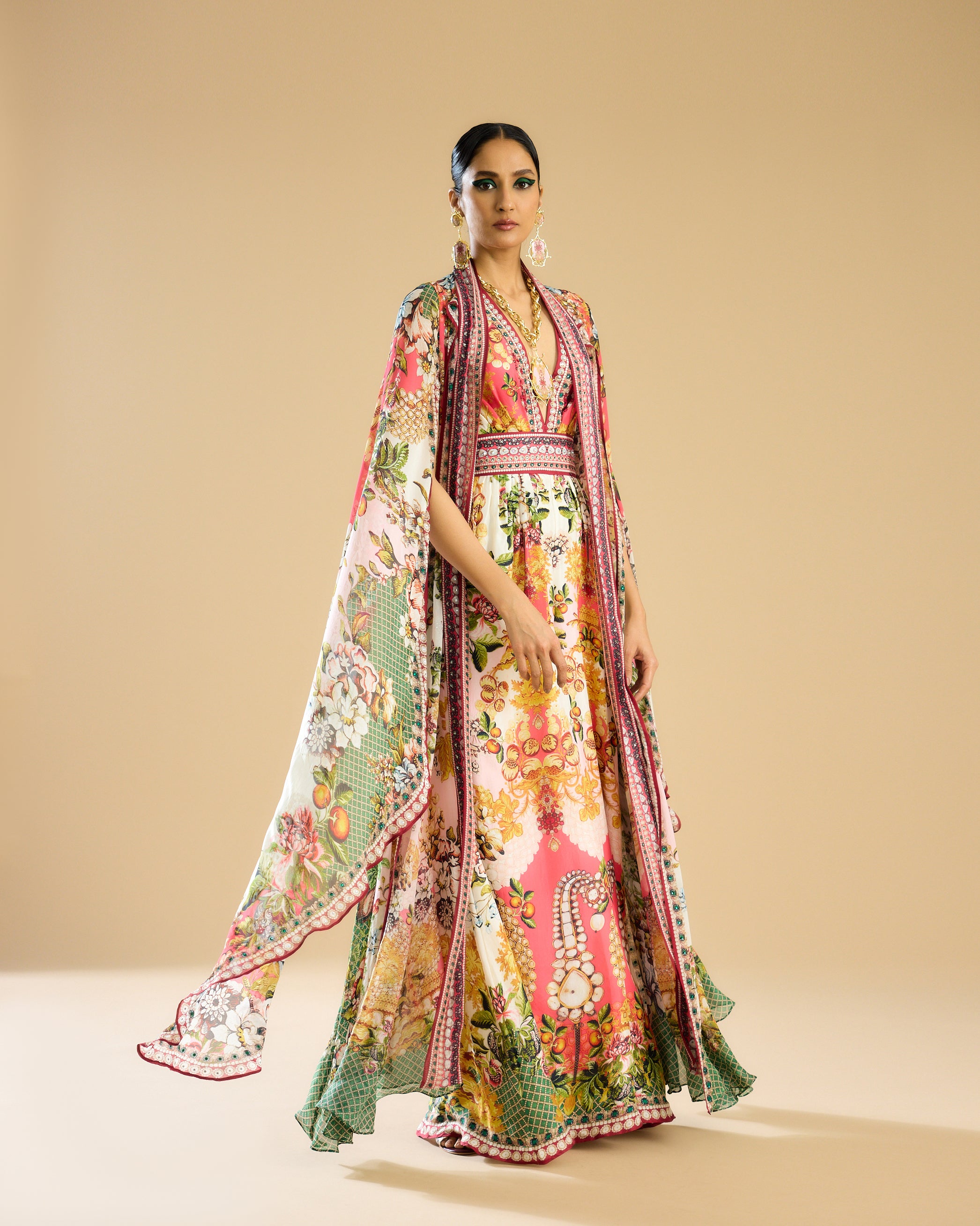 Nizam : Benazir - Ivory/Peach