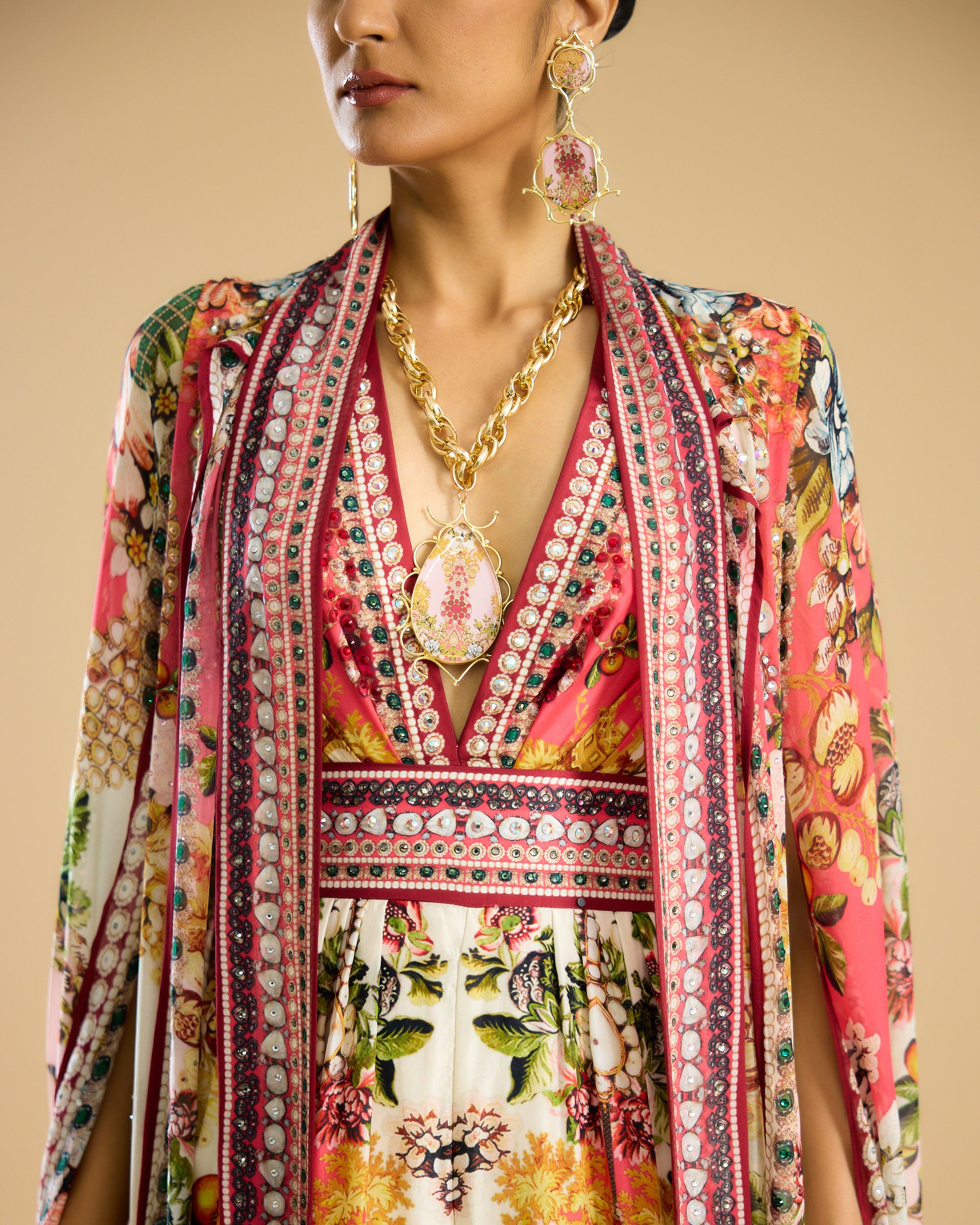 Nizam : Benazir - Ivory/Peach