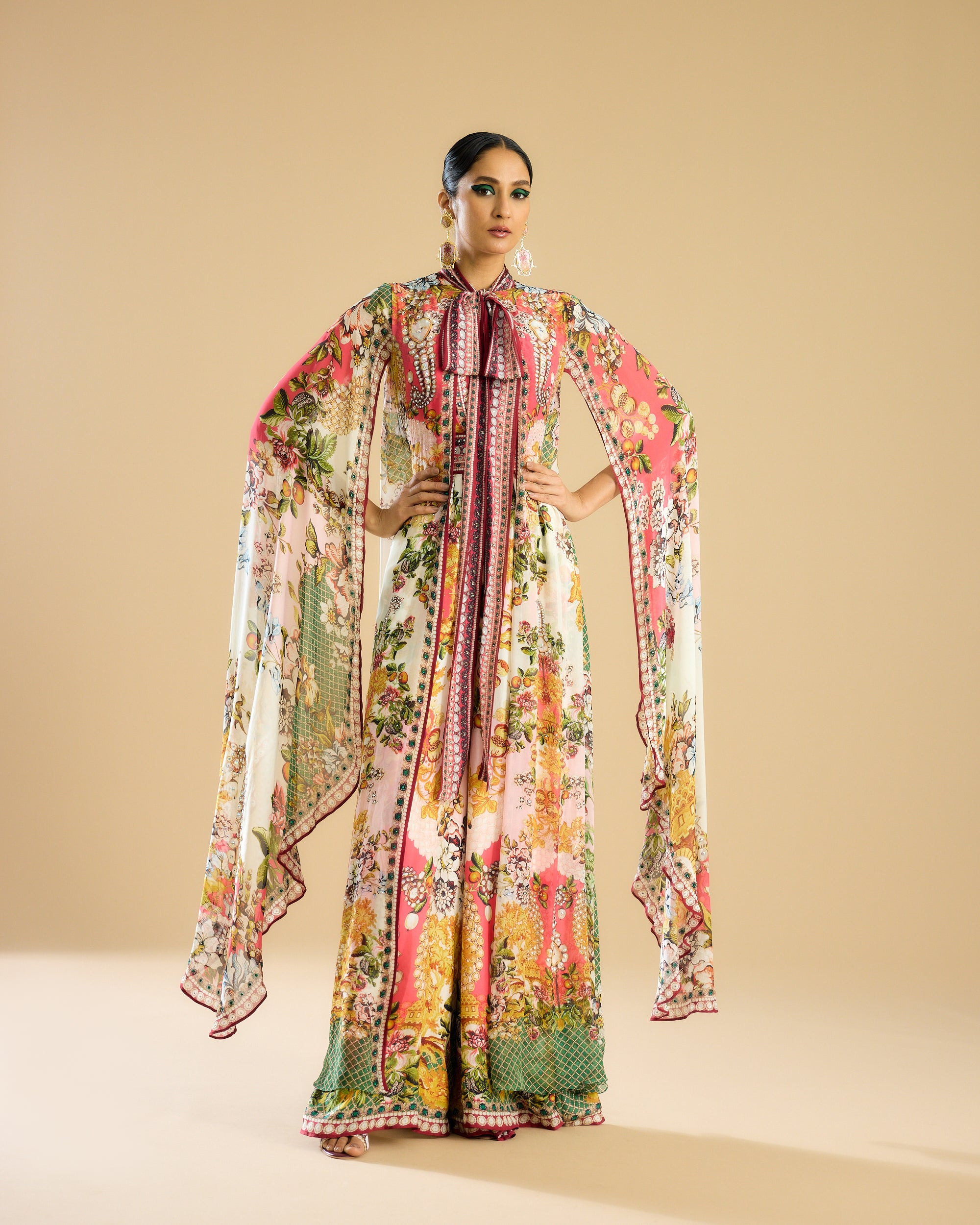 Nizam : Benazir - Ivory/Peach