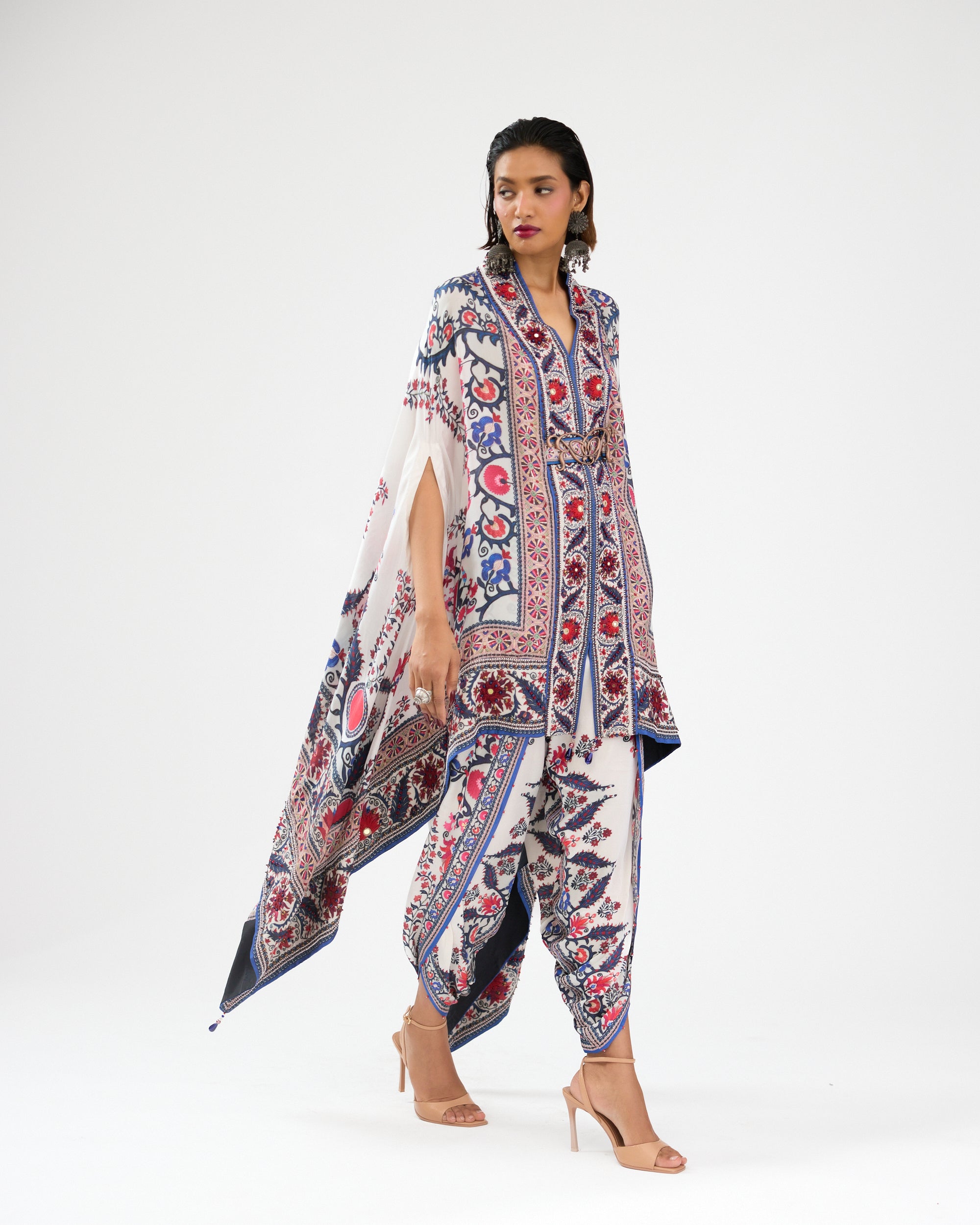A Bukhara Summer : Chloe - Ivory/Blue
