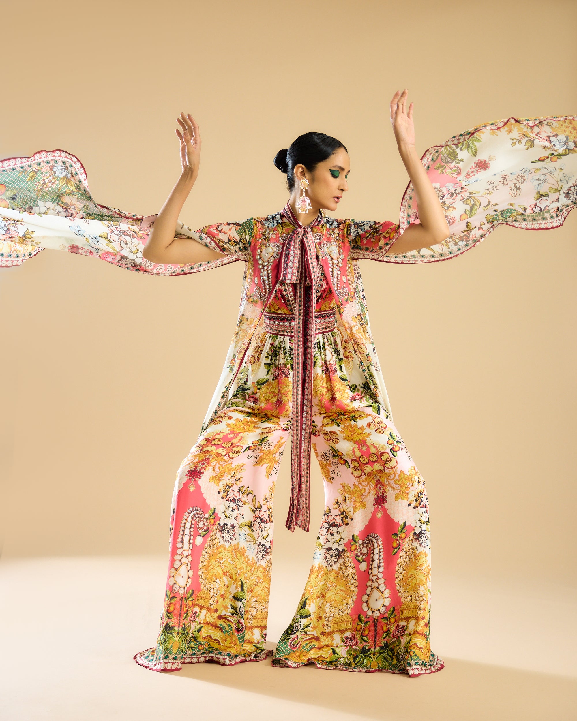 Nizam : Benazir - Ivory/Peach