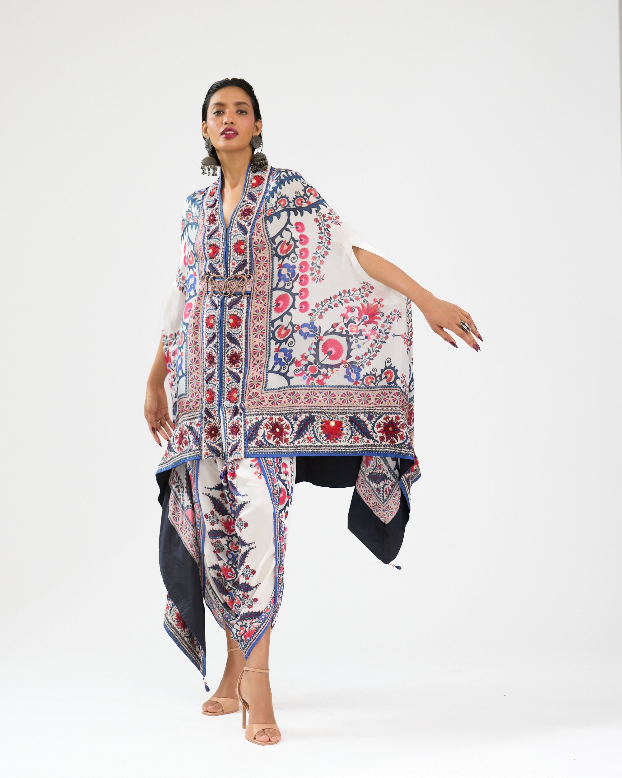 A Bukhara Summer : Chloe - Ivory/Blue