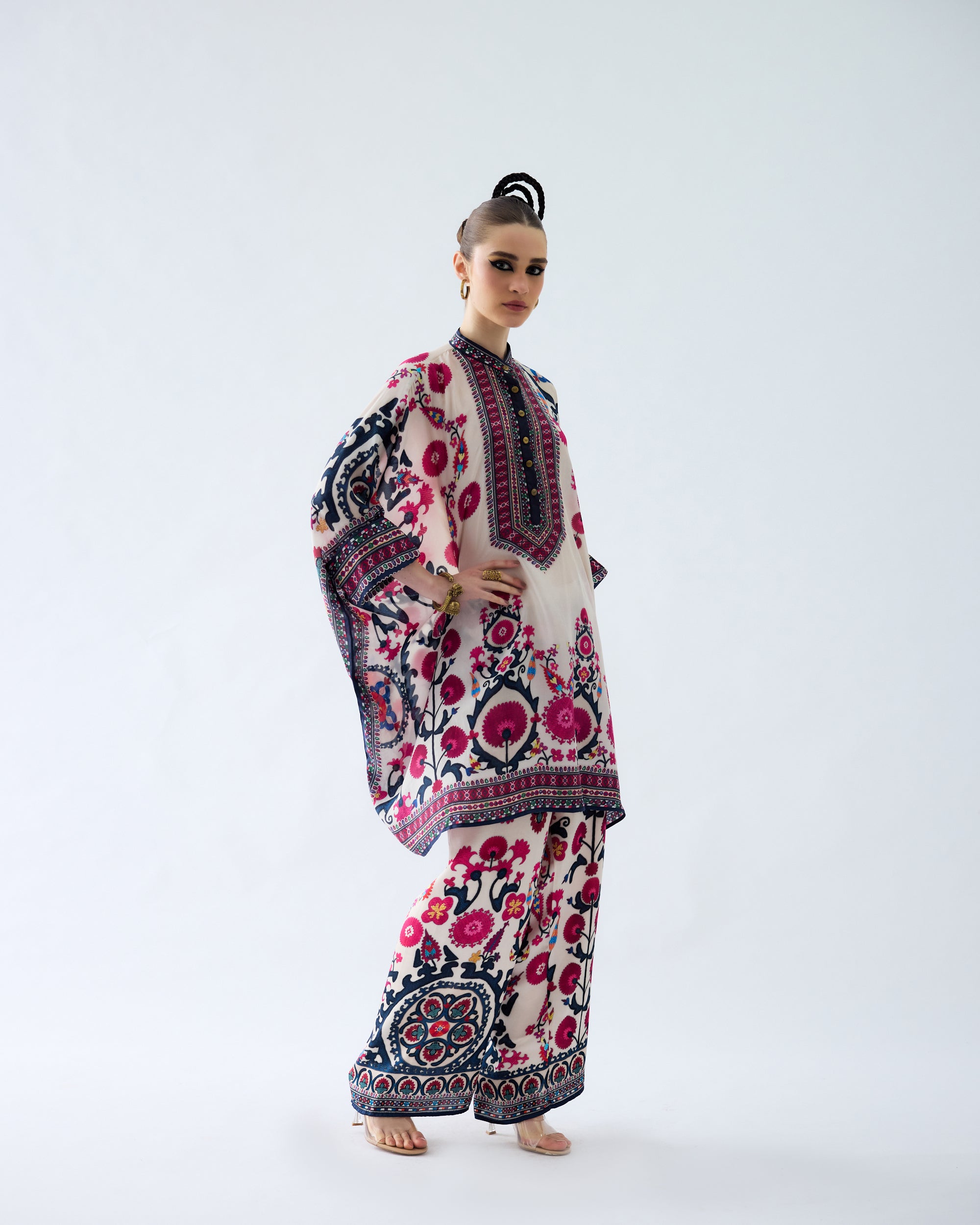 Bukhara : Chanel 36" - Raspberry