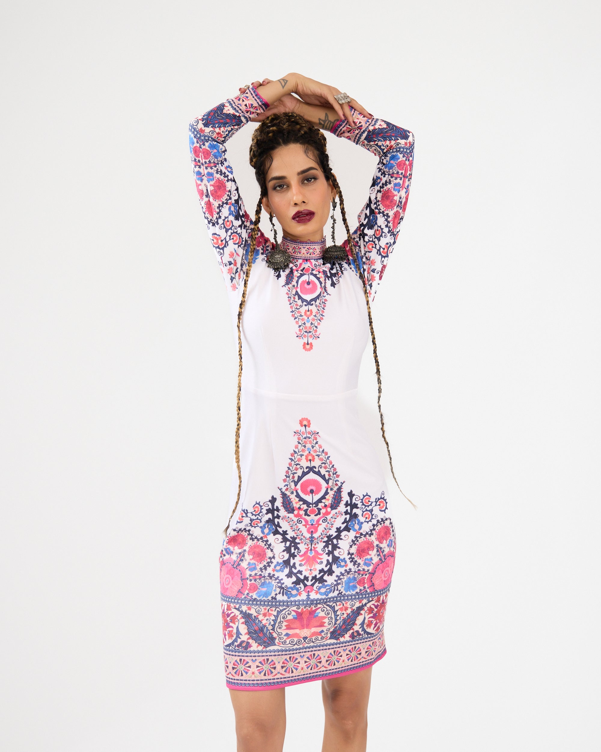 A Bukhara Summer : Natasha - Ivory/Blue