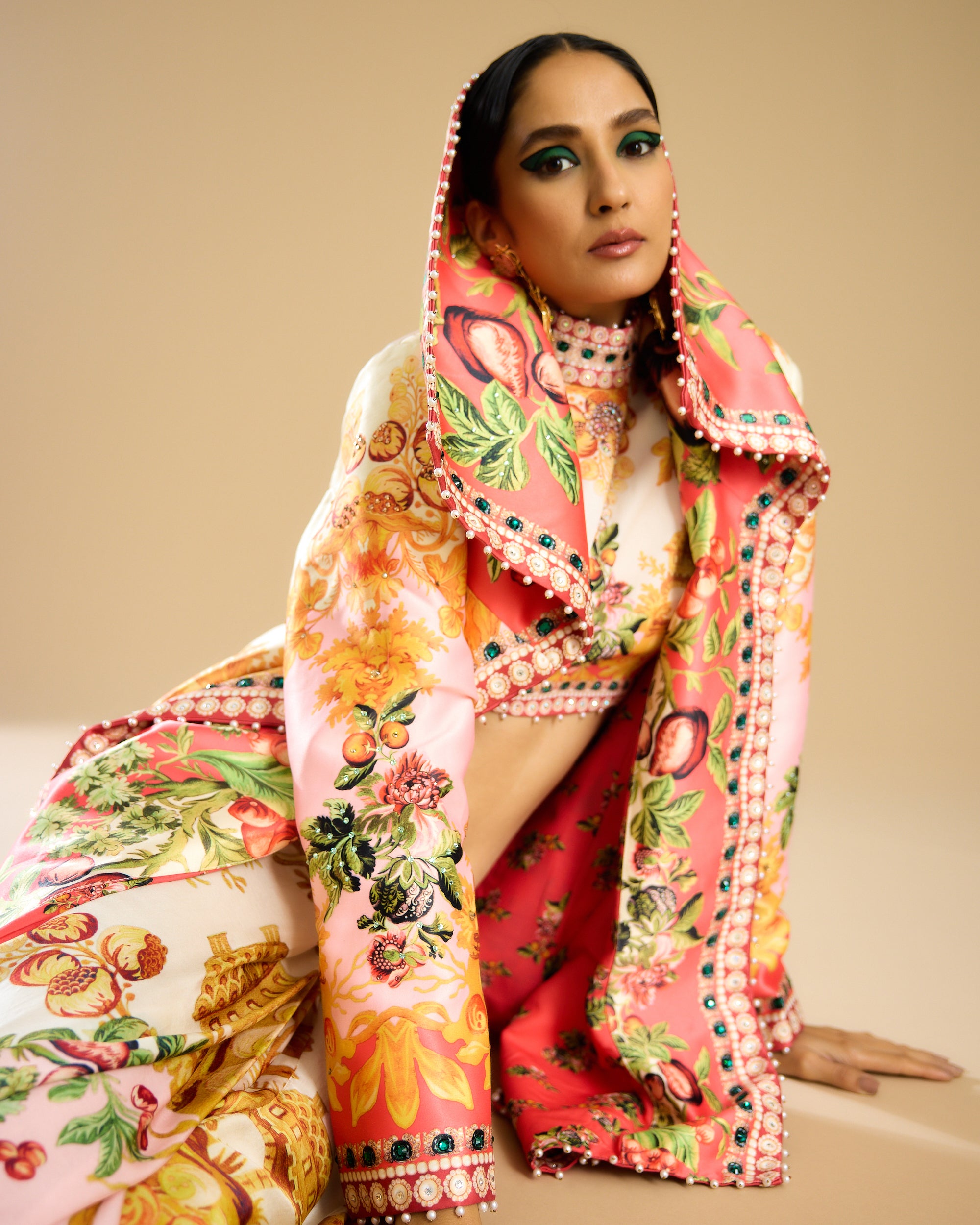 Nizam : Manorma - Ivory/Peach